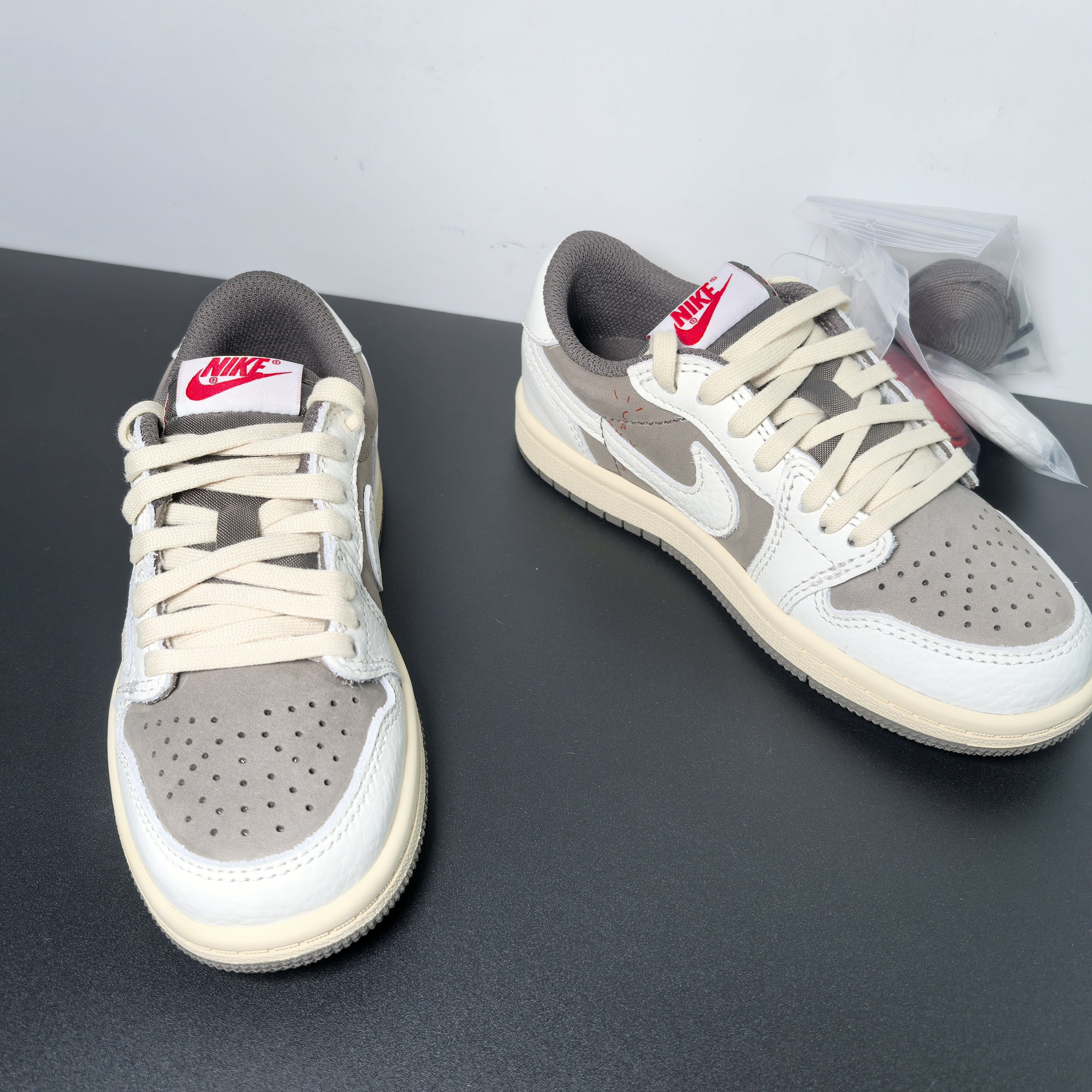 Nike Air Jordan 1 Retro Low OG SP x Travis Scott 'Reverse Mocha'