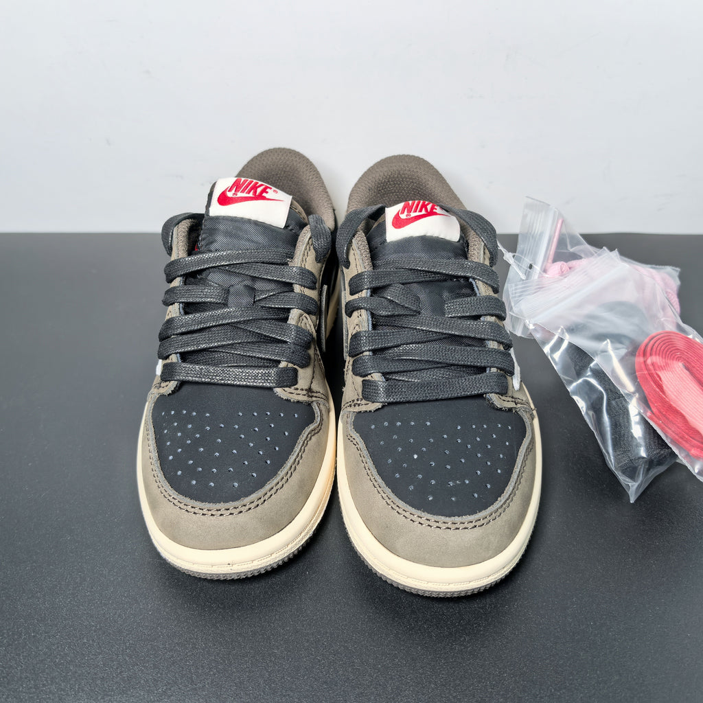 Nike Air Jordan 1 Retro Low OG SP x Travis Scott "Dark Mocha"