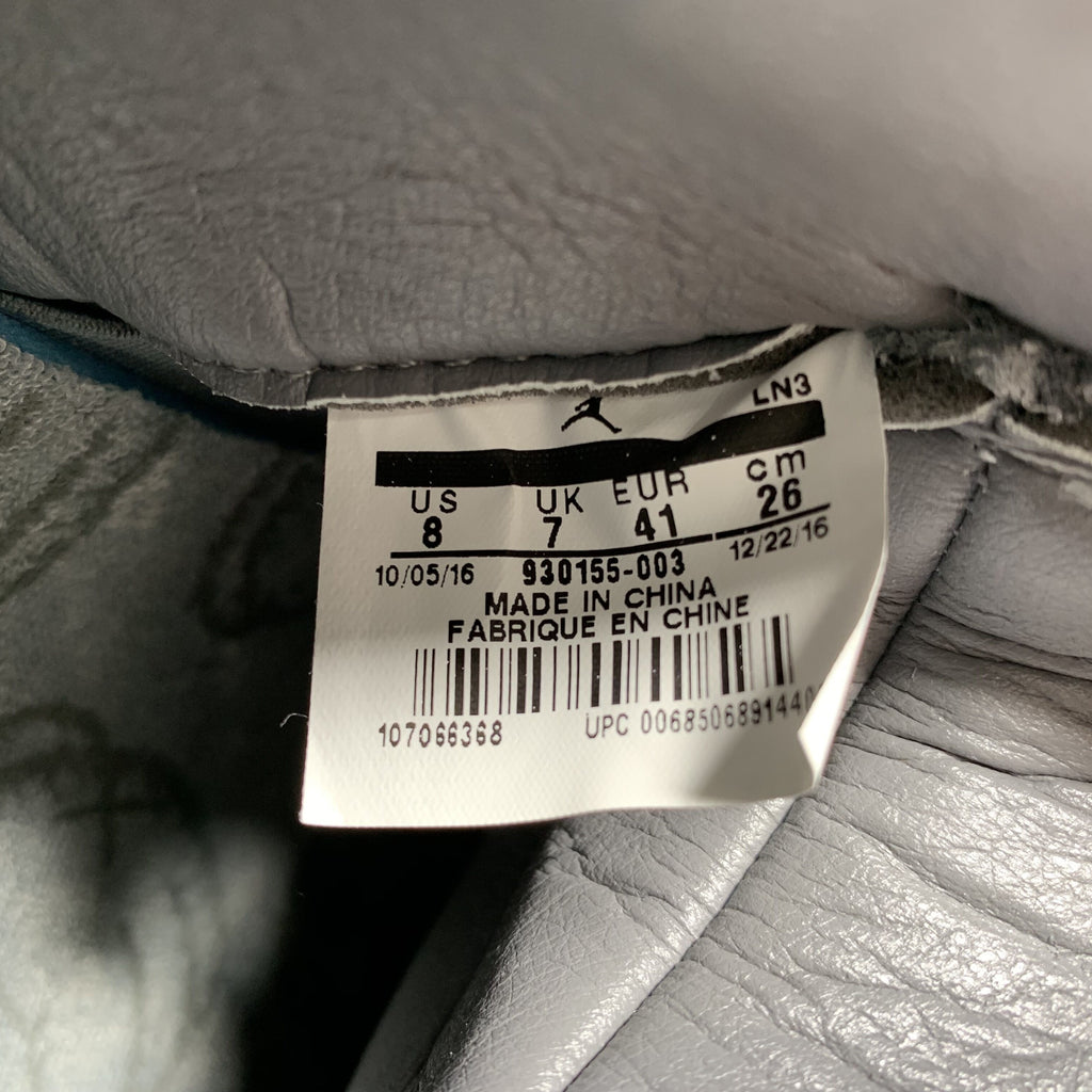 Nike Air Jordan 4 Retro x KAWS 'Cool Grey'