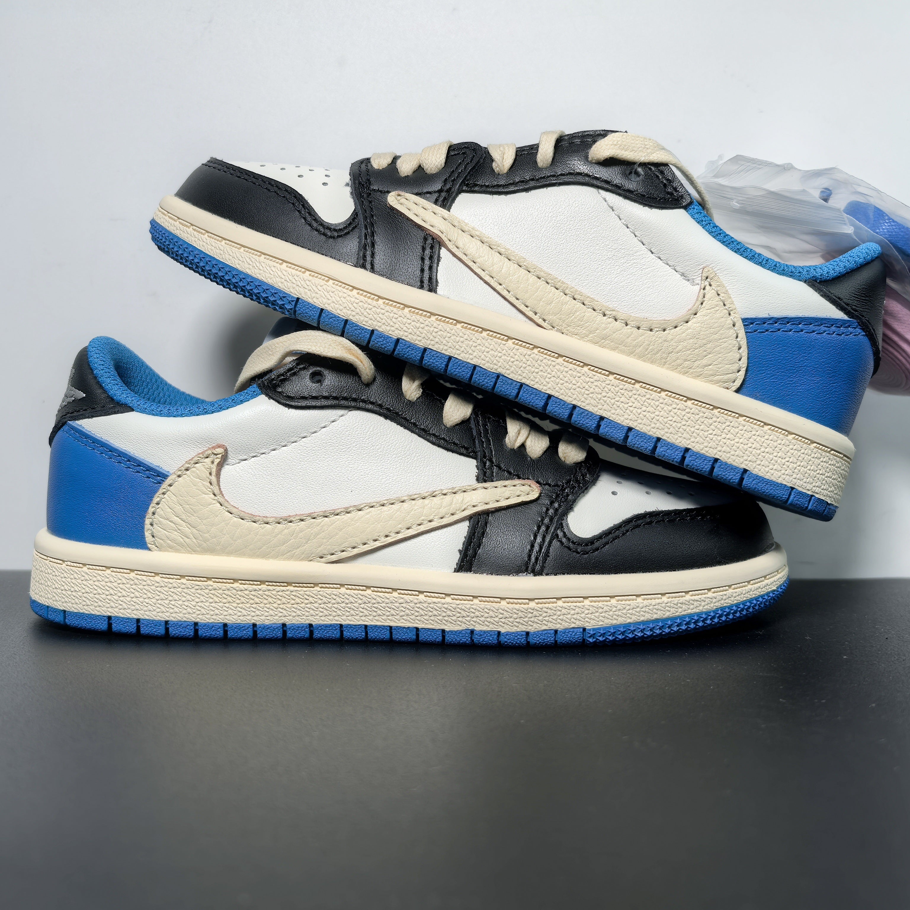 Nike Air Jordan 1 Retro Low OG SP x Travis Scott x Fragment 'Military Blue'