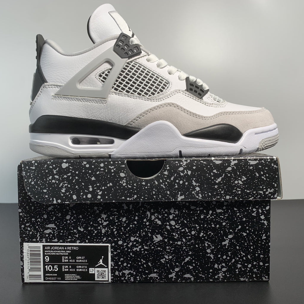 Nike Air Jordan 4 Retro 'Military Black'