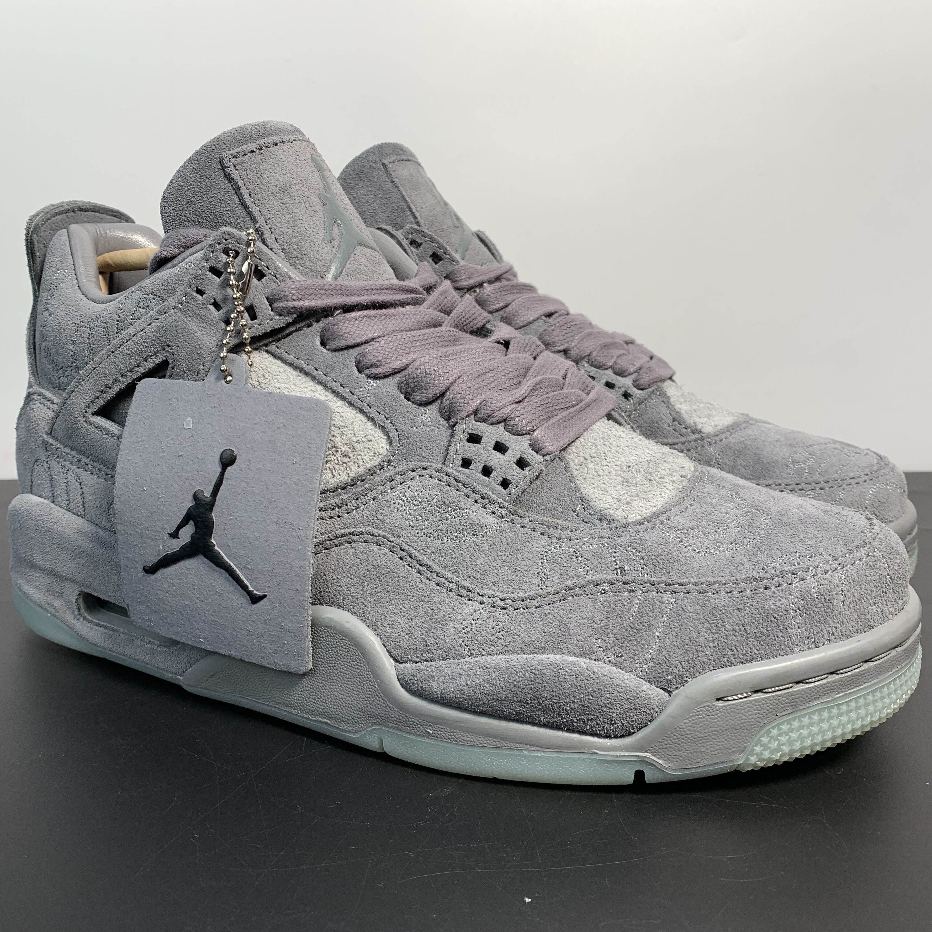 Nike Air Jordan 4 Retro x KAWS 'Cool Grey'