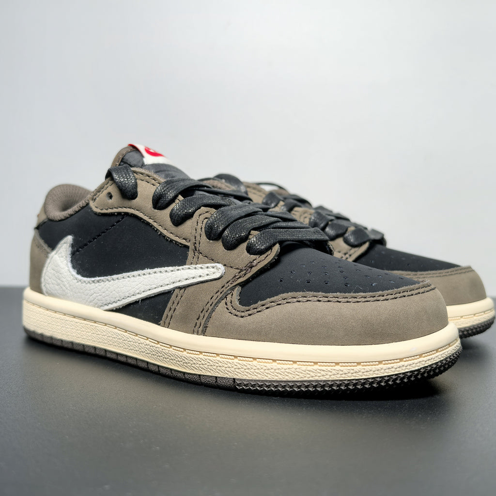 Nike Air Jordan 1 Retro Low OG SP x Travis Scott "Dark Mocha"