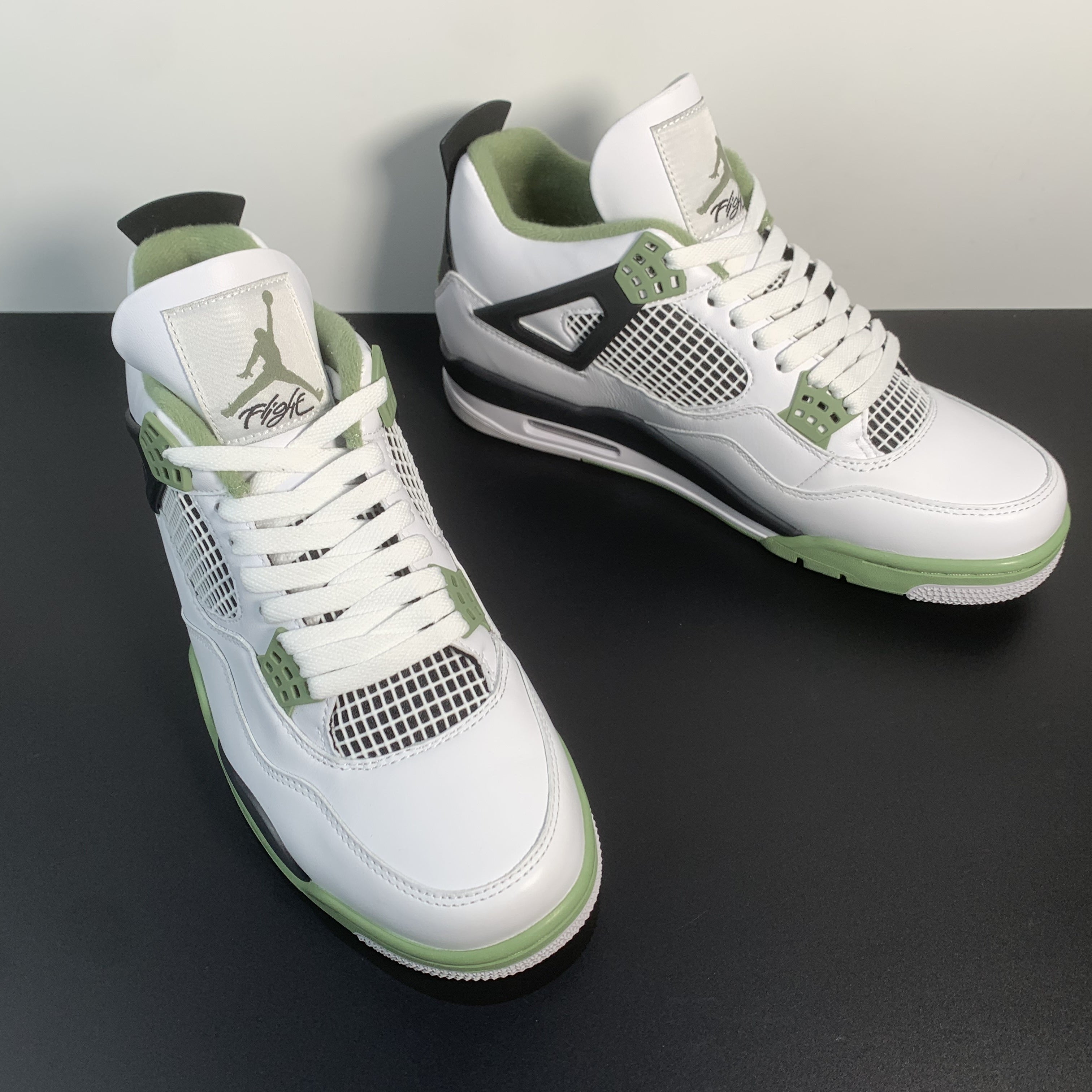 Nike Air Jordan 4 Retro 'Seafoam'