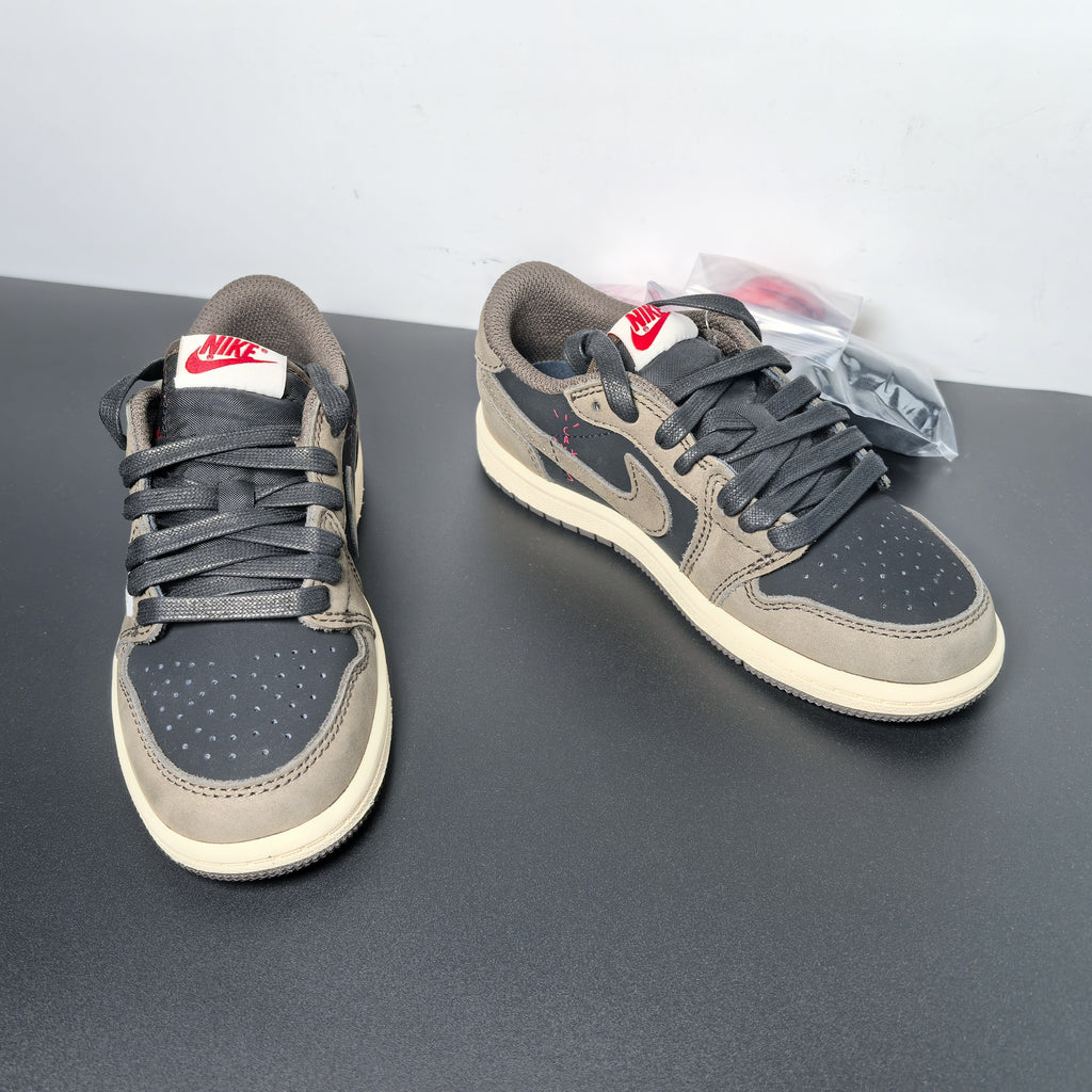 Nike Air Jordan 1 Retro Low OG SP x Travis Scott "Dark Mocha"