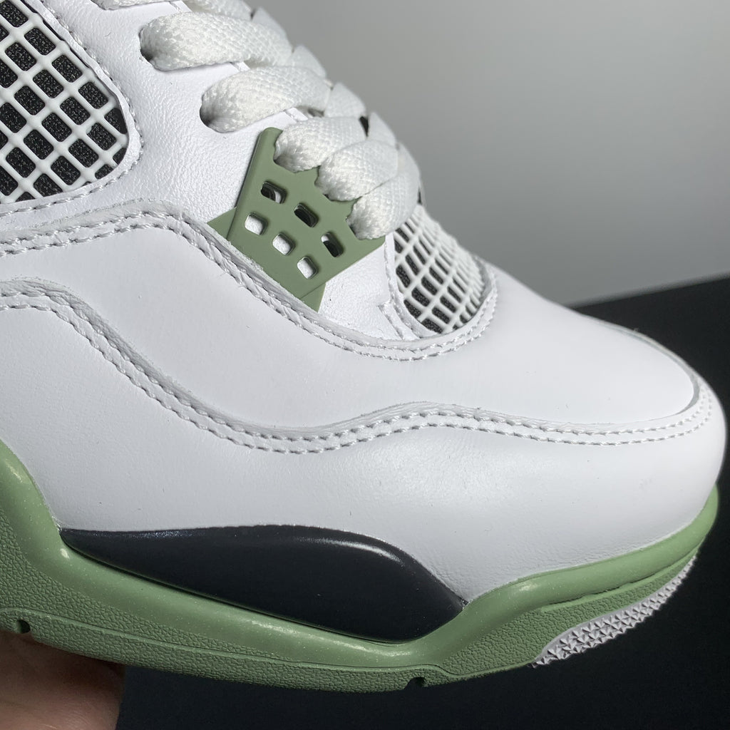 Nike Air Jordan 4 Retro 'Seafoam'