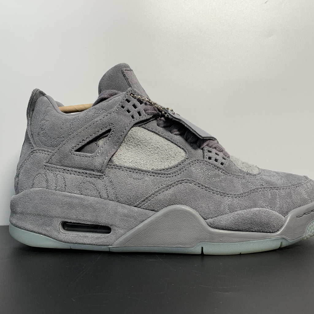 Nike Air Jordan 4 Retro x KAWS 'Cool Grey'