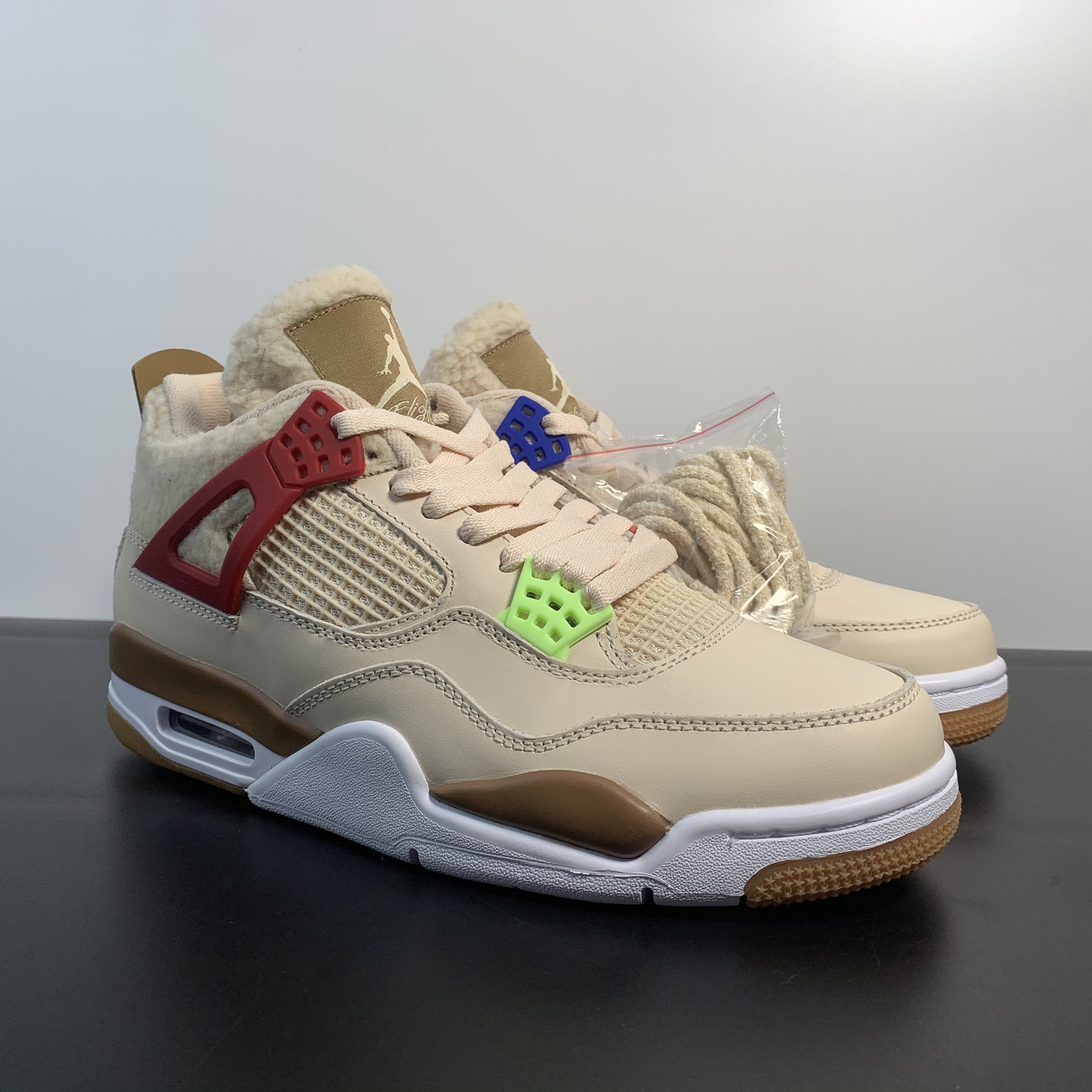 Nike Air Jordan 4 Retro GS 'Wild Things'