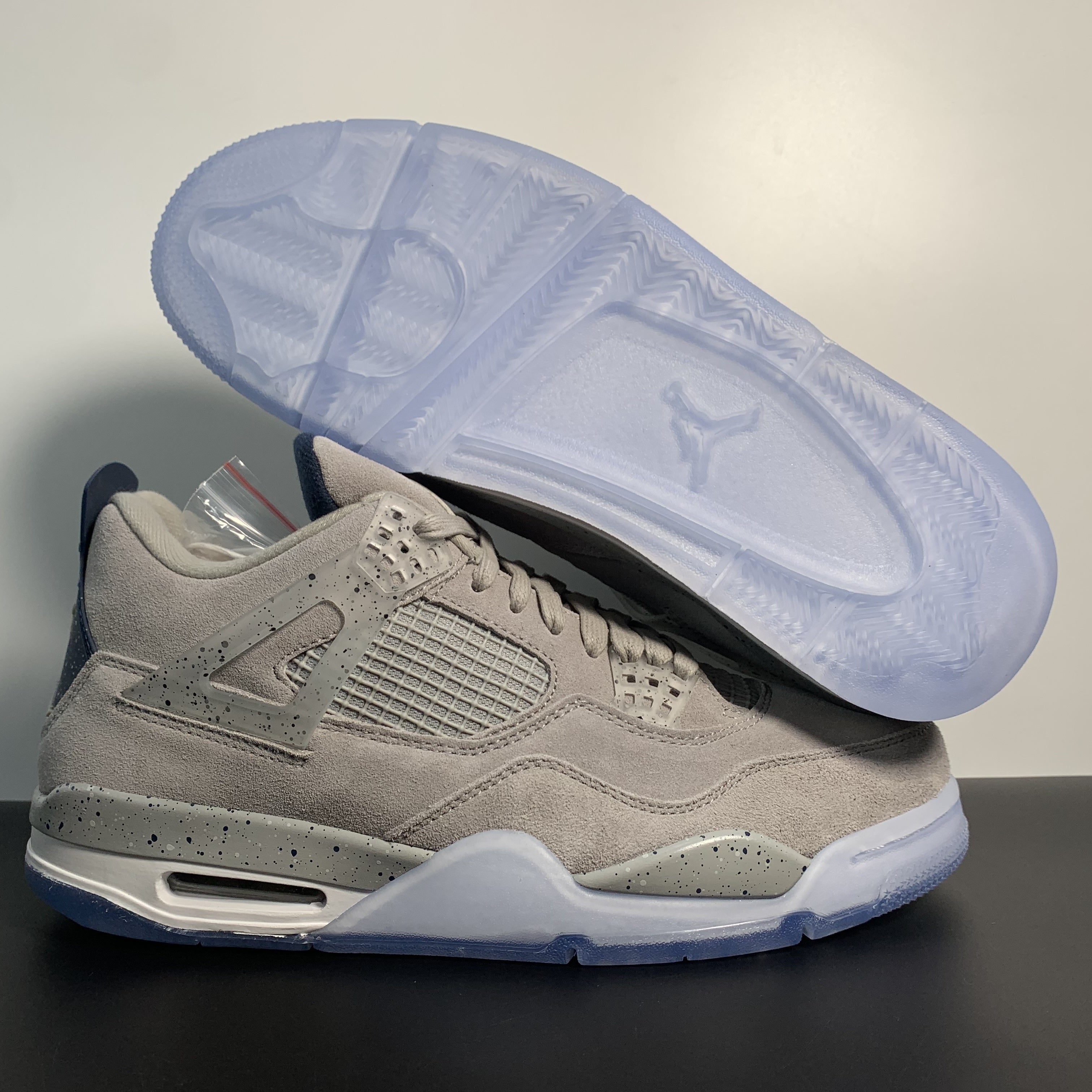 Nike Air Jordan 4 Retro "Georgetown"