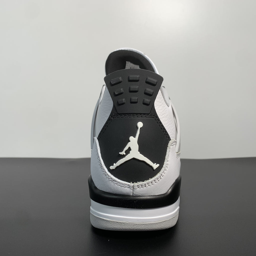 Nike Air Jordan 4 Retro 'Military Black'