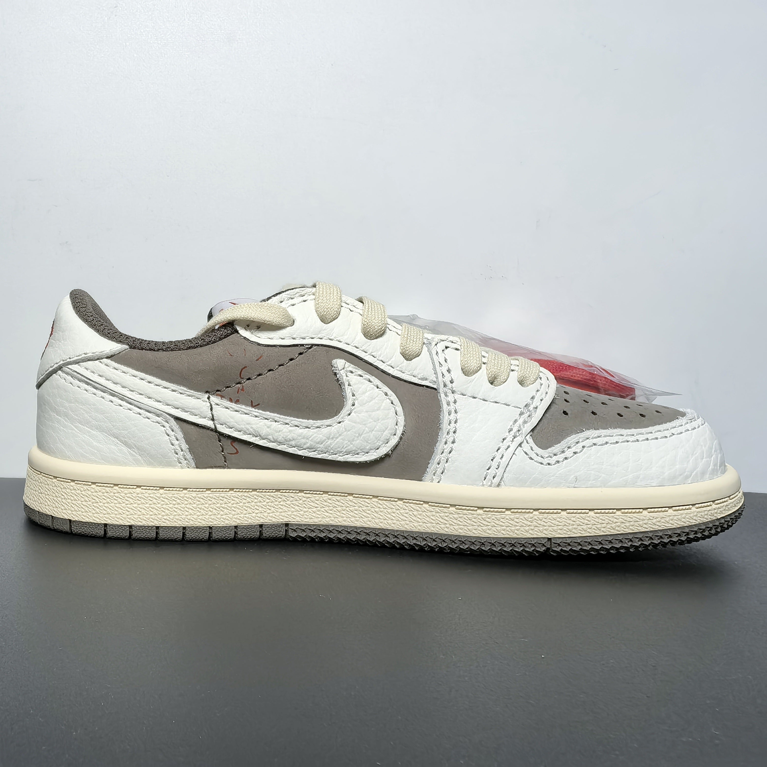 Nike Air Jordan 1 Retro Low OG SP x Travis Scott 'Reverse Mocha'