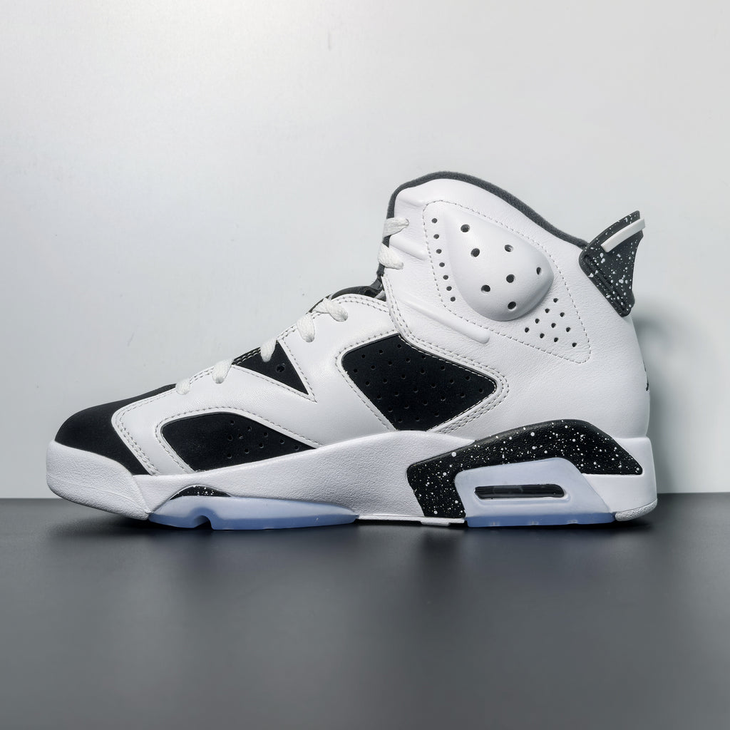 Air Jordan 6 Retro "Oreo"
