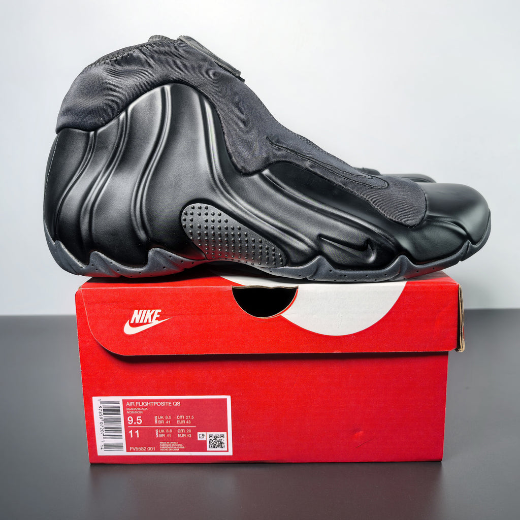Nike Air Flightposite "Triple Black"