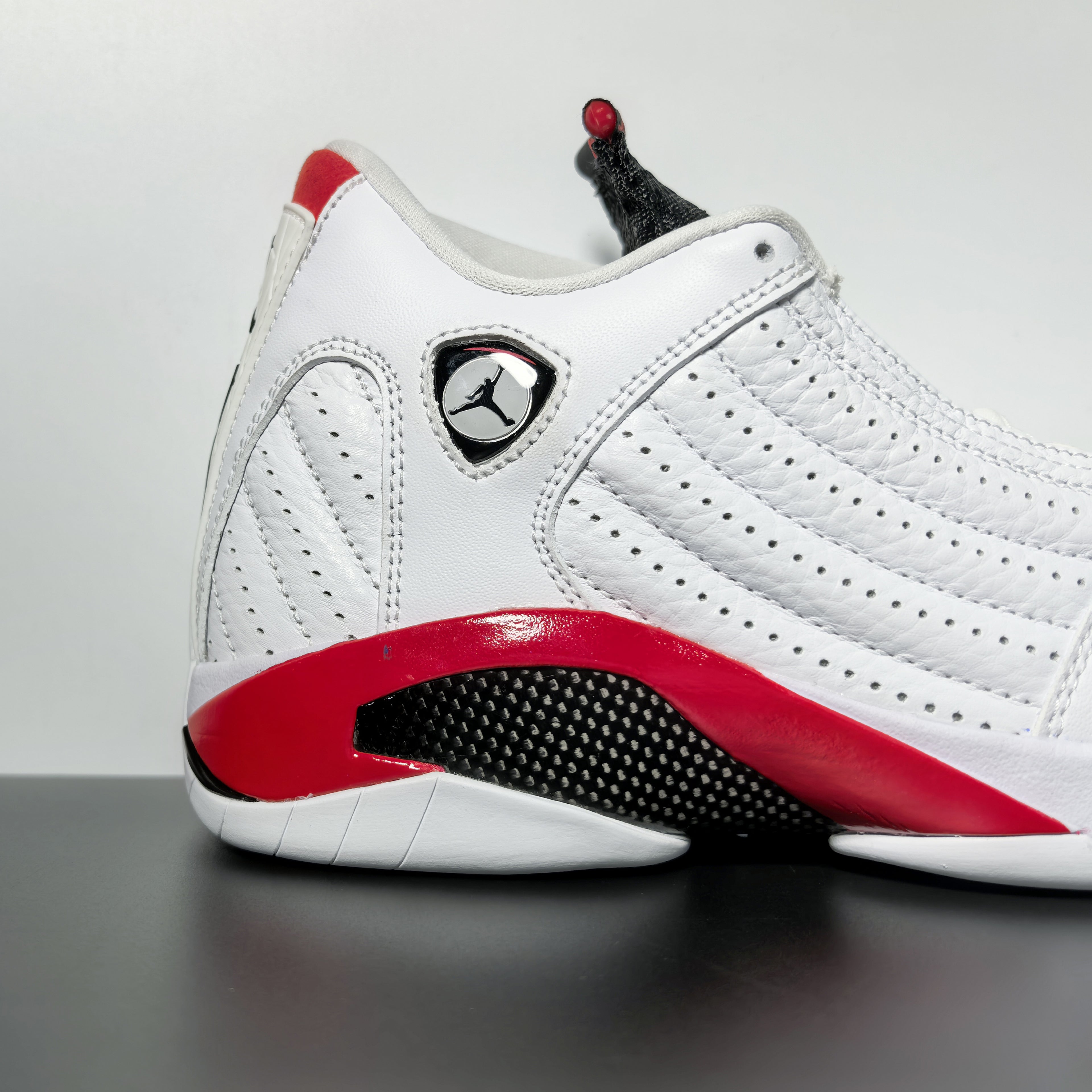 Air Jordan 14 Retro "Candy Cane"