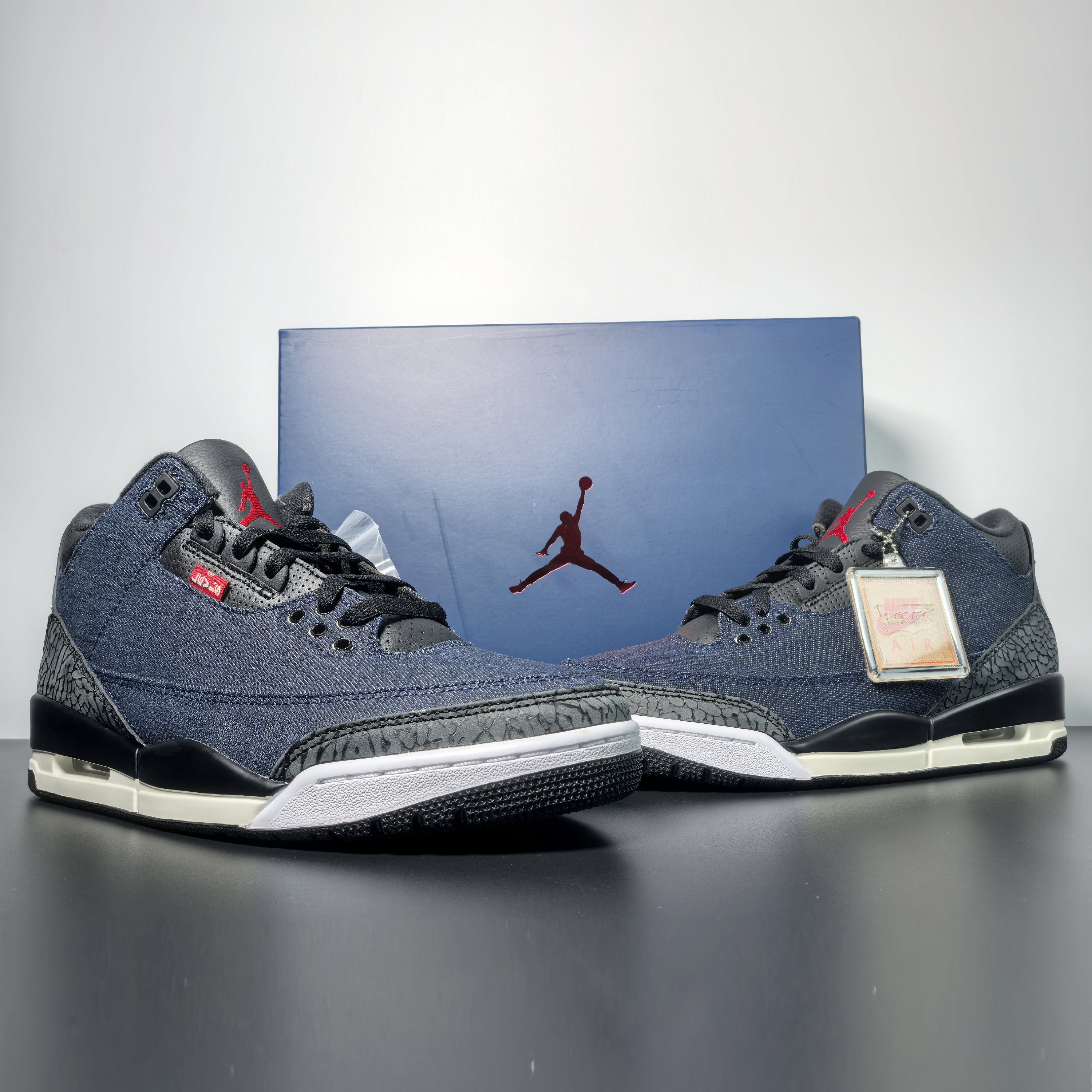 Levi's x Nike Air Jordan 3 Retro SP "Black Denim"