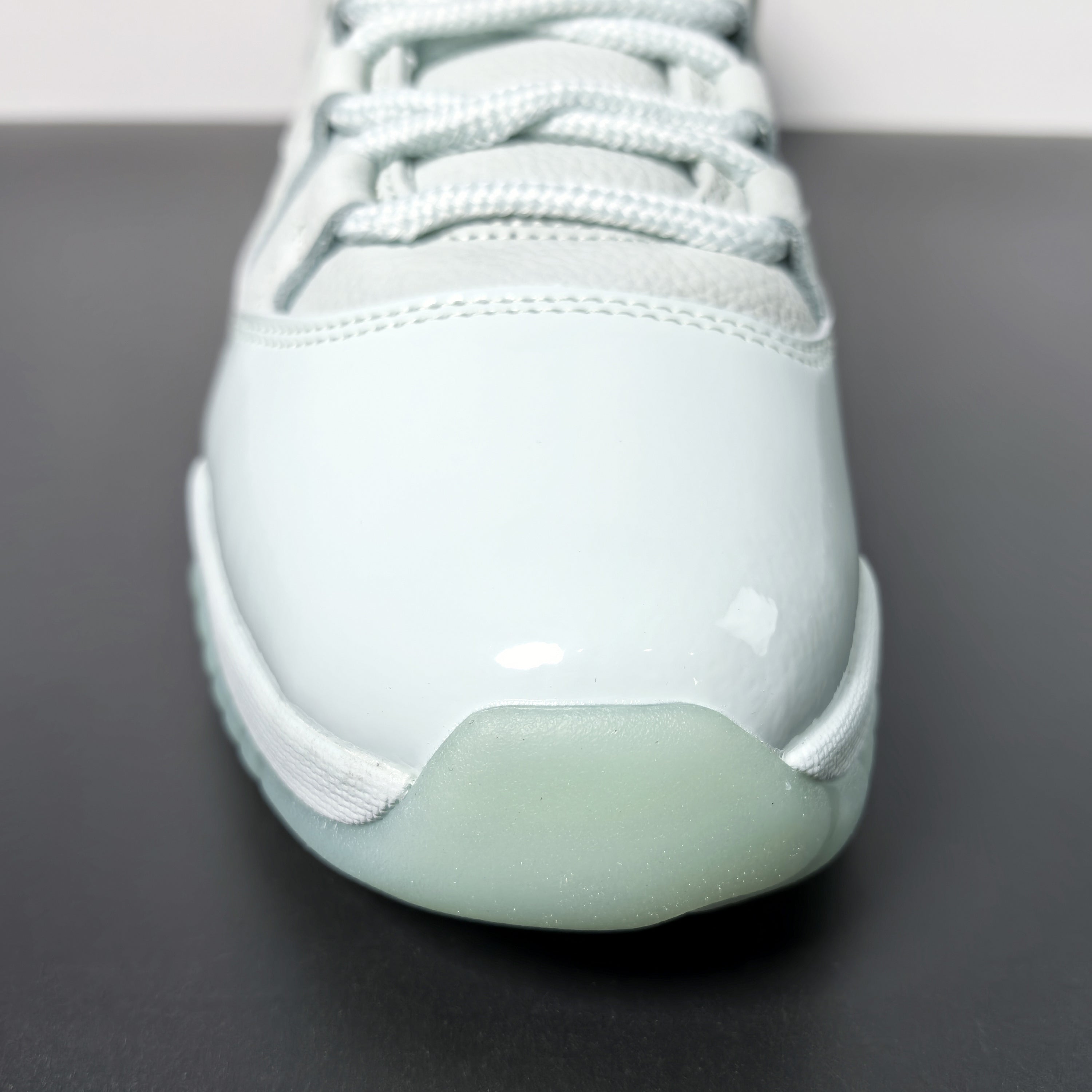 JAIDE x Air Jordan 11 Retro Low "Fiberglass"