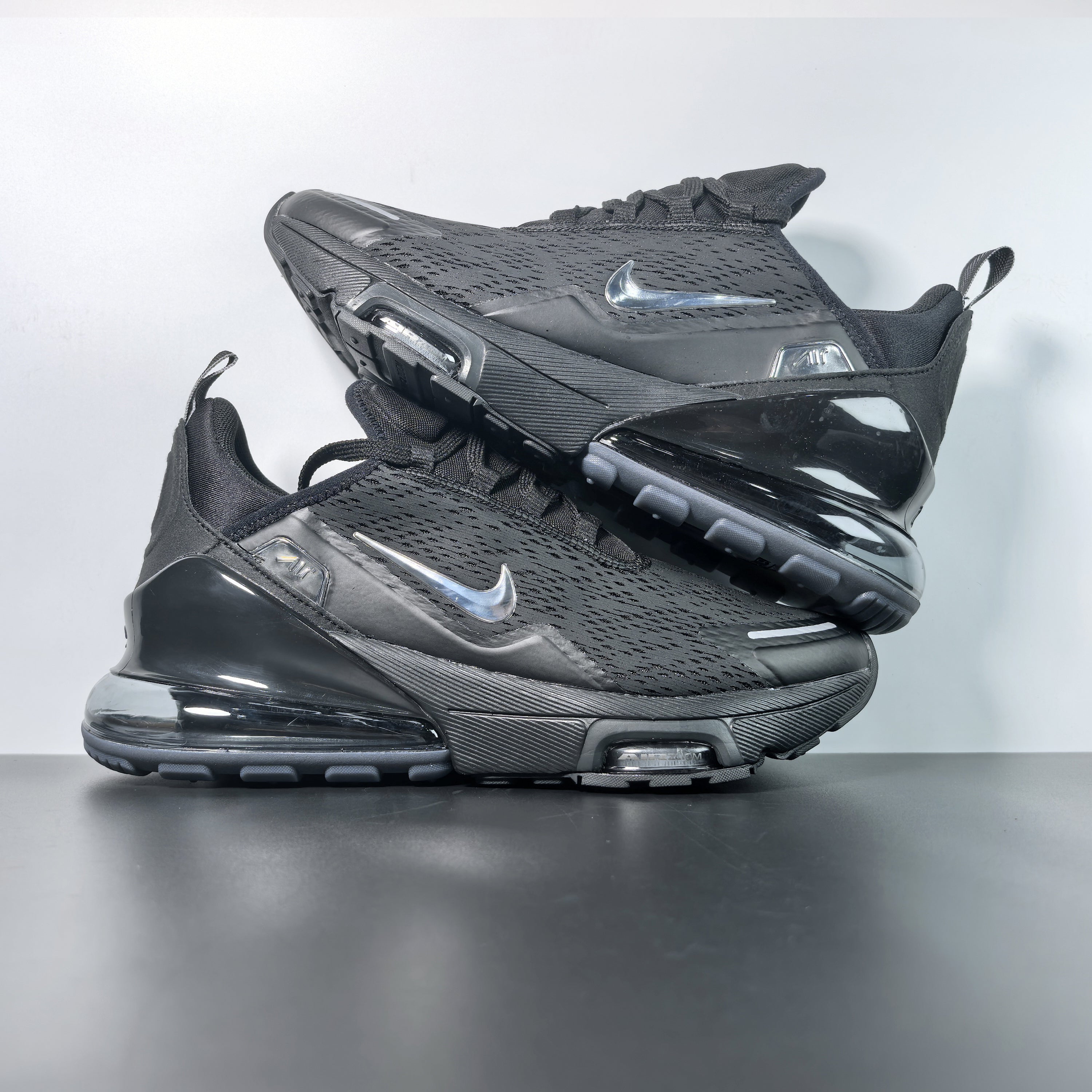 Nike Air Max 270 Premium