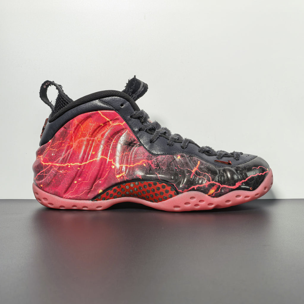 Stranger Things x Nike Air Foamposite One "Vecna"