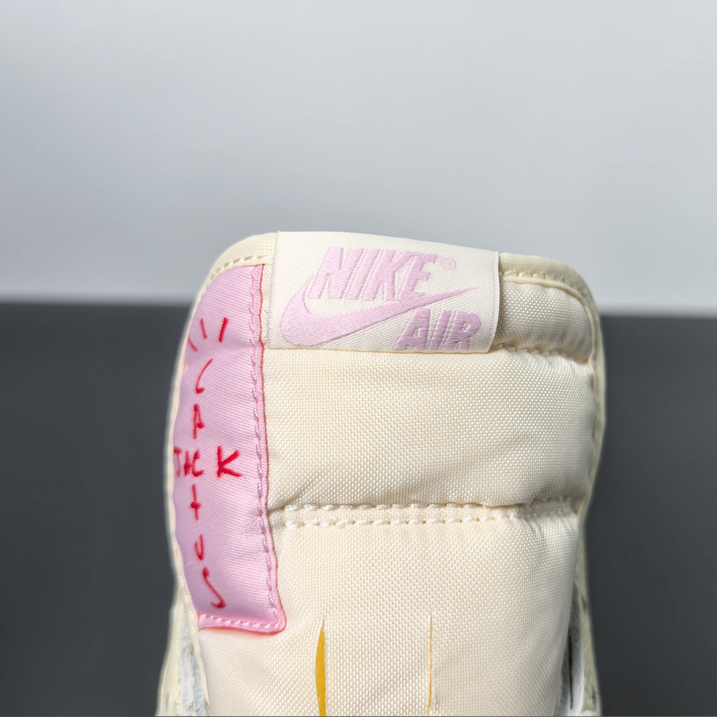 Travis Scott x Air Jordan 1 Low OG "Shy Pink"