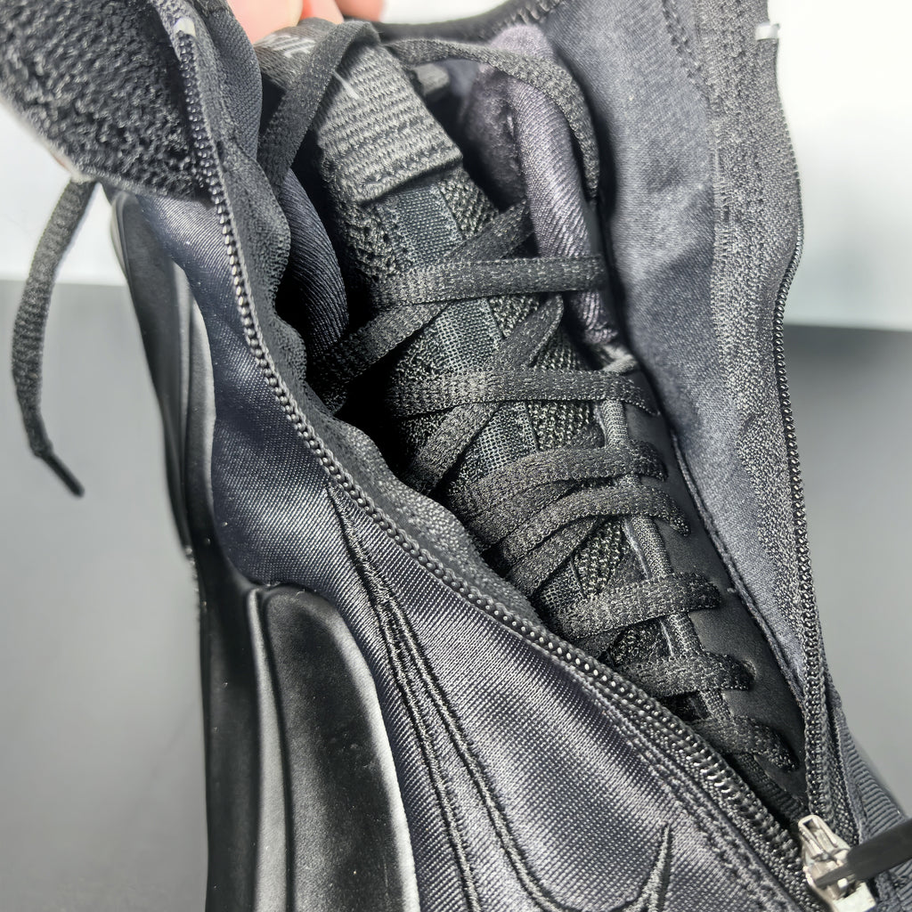 Nike Air Flightposite "Triple Black"