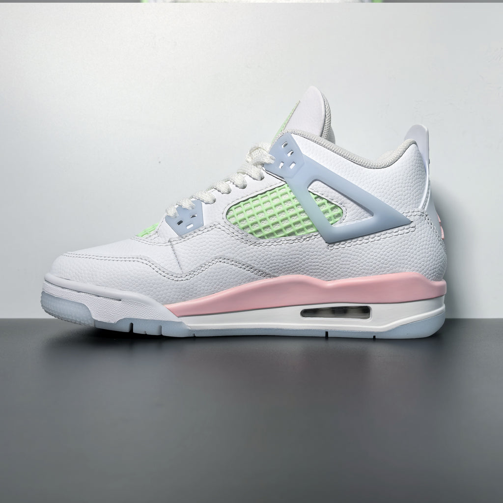 Air Jordan 4 Retro GS "Valentine's Day"