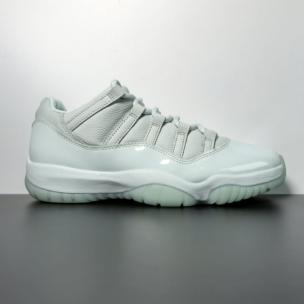 JAIDE x Air Jordan 11 Retro Low "Fiberglass"