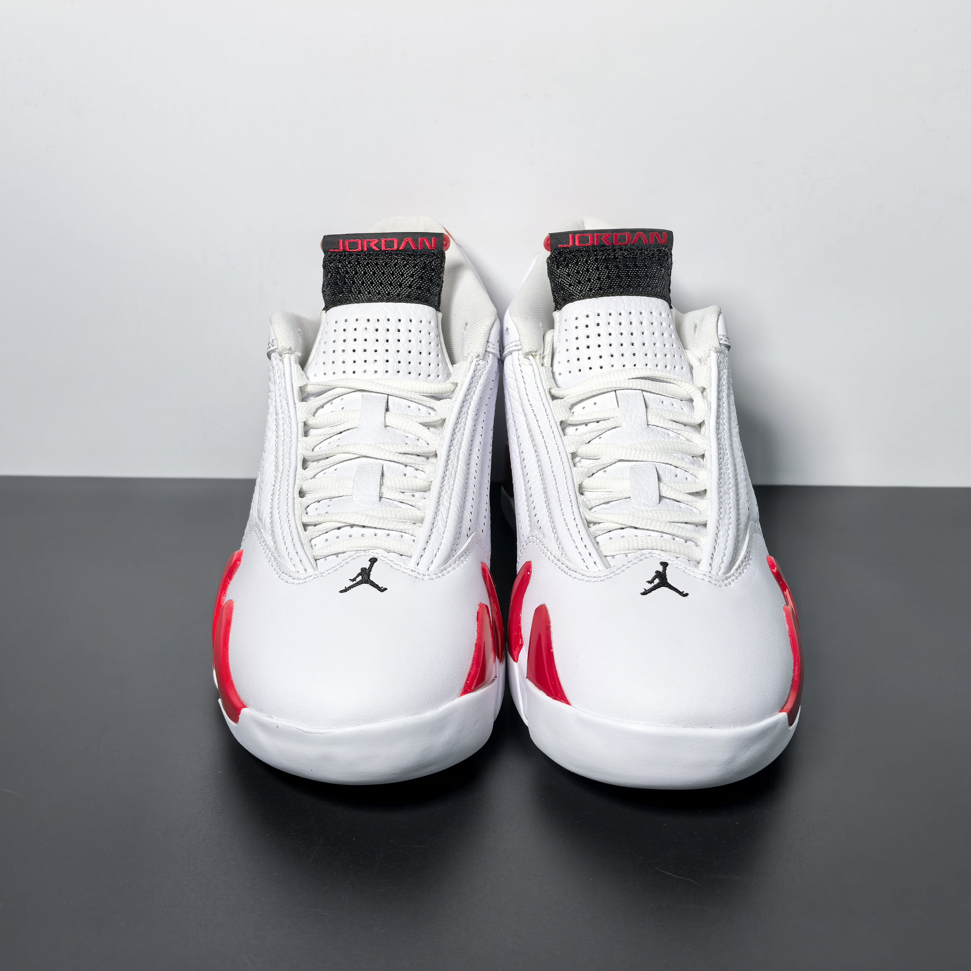 Air Jordan 14 Retro "Candy Cane"
