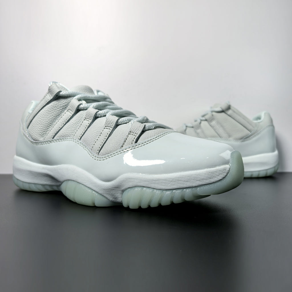 JAIDE x Air Jordan 11 Retro Low "Fiberglass"