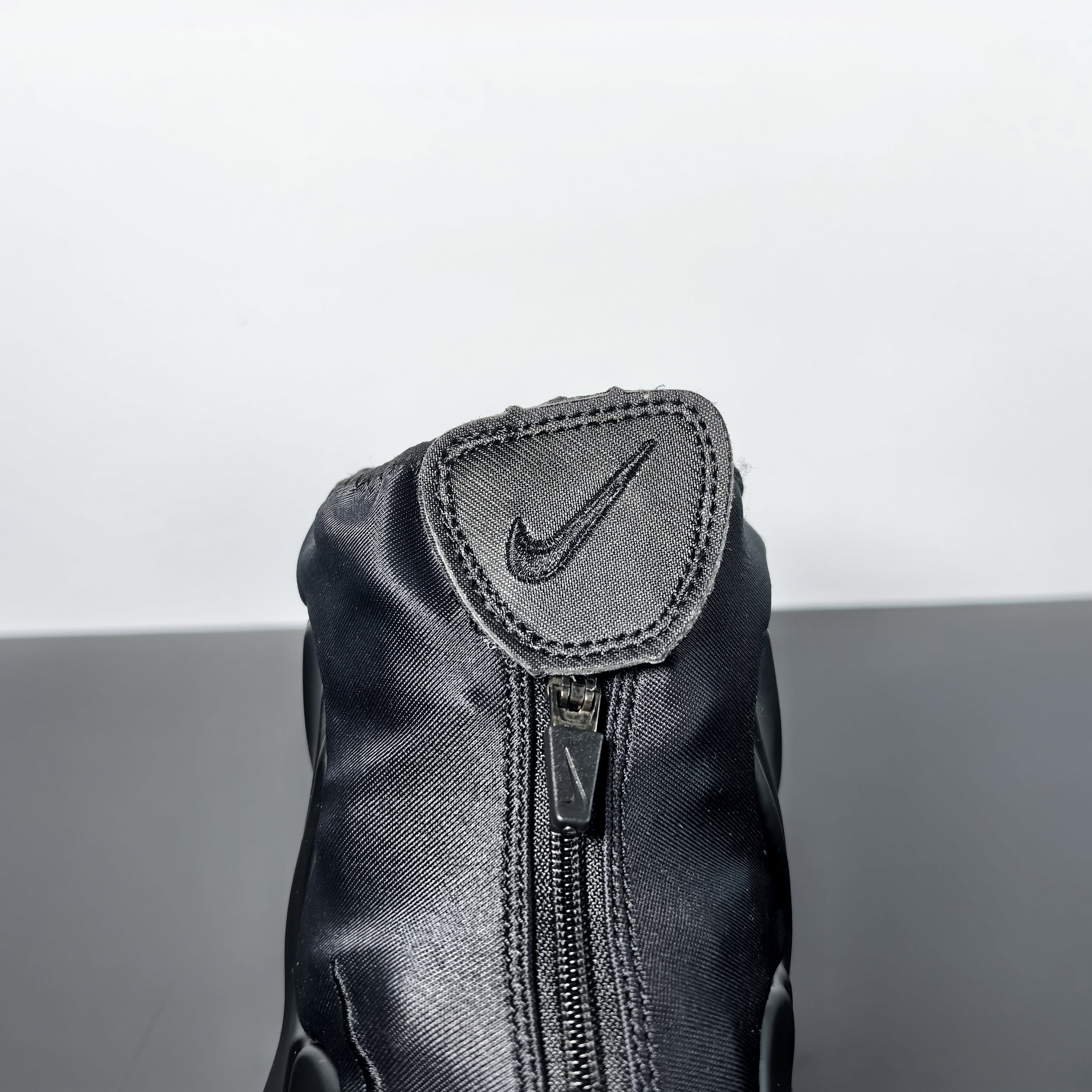 Nike Air Flightposite "Triple Black"