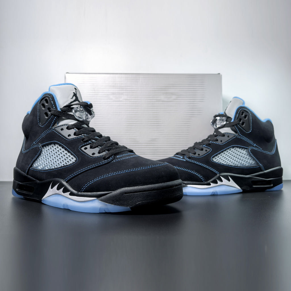 Air Jordan 5 Retro "Black University Blue"