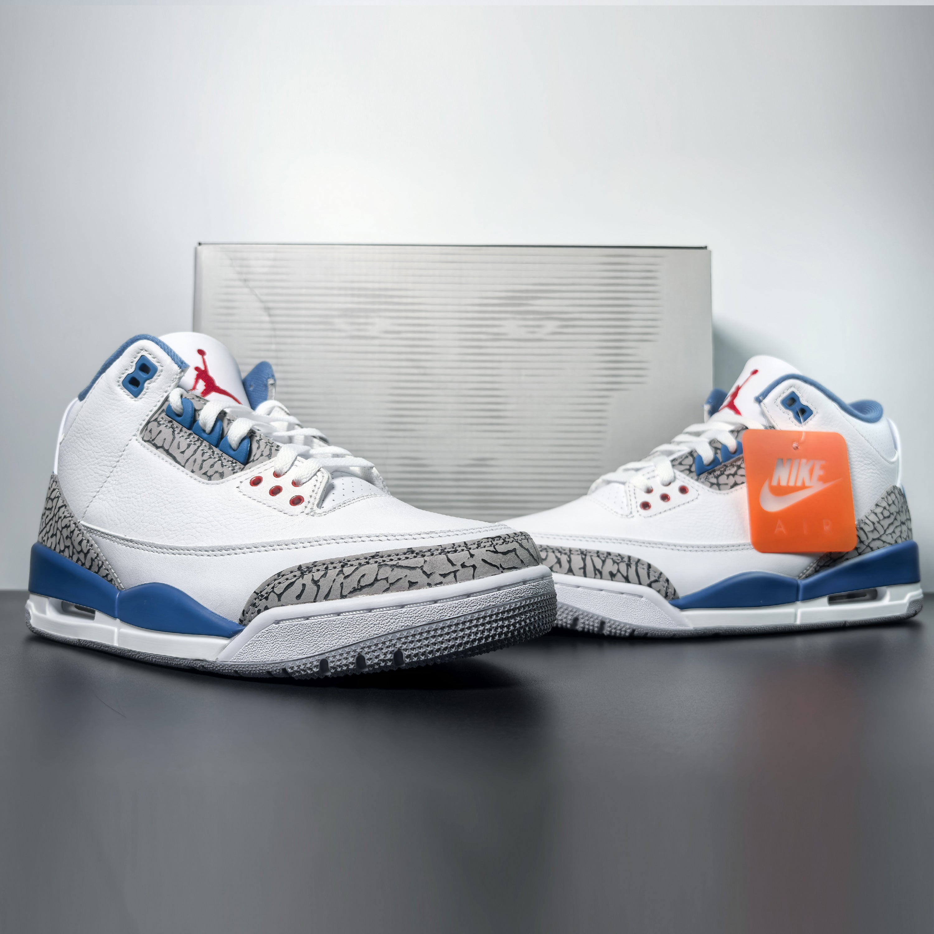 Air Jordan 3 Retro "True Blue"