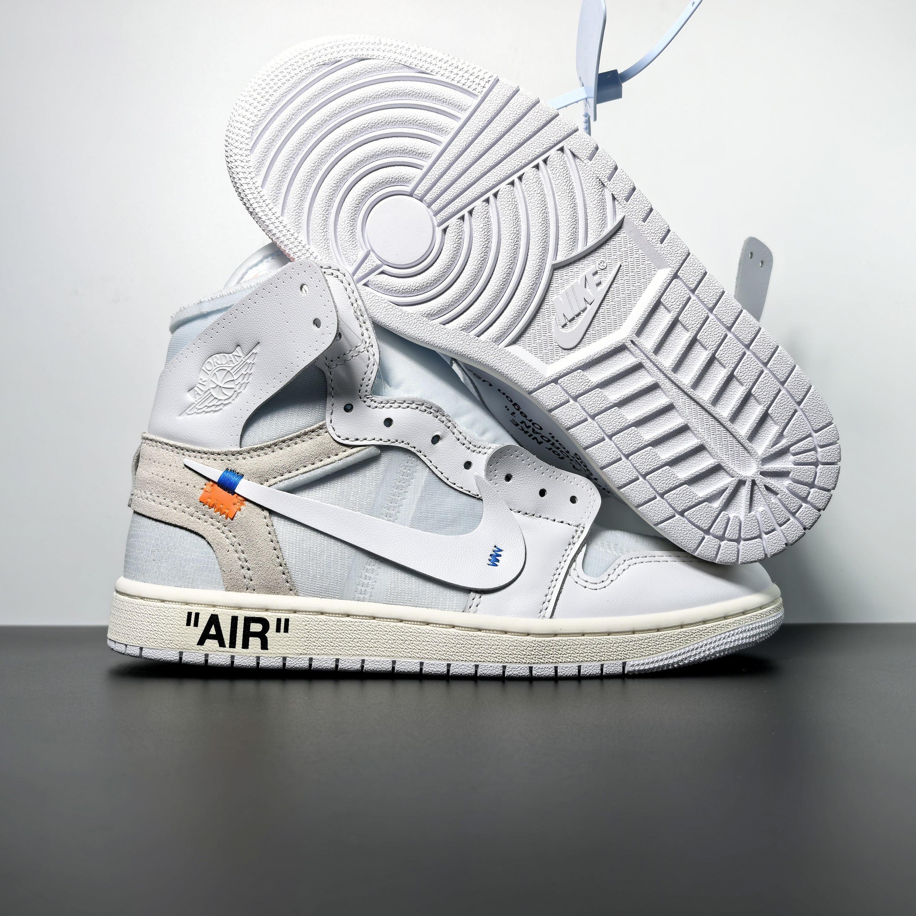 Off-White x Air Jordan 1 Retro High OG "Alaska"