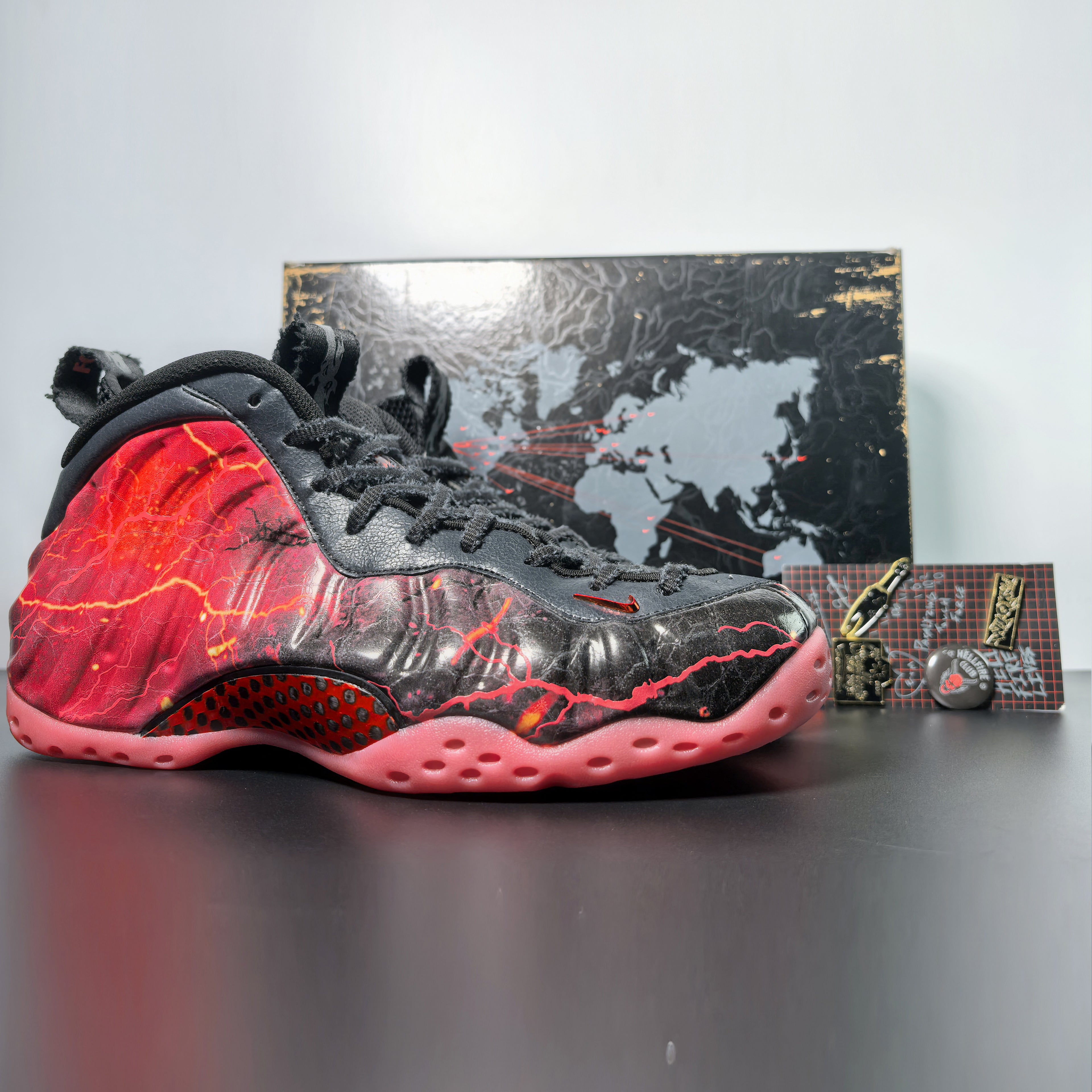 Stranger Things x Nike Air Foamposite One "Vecna"