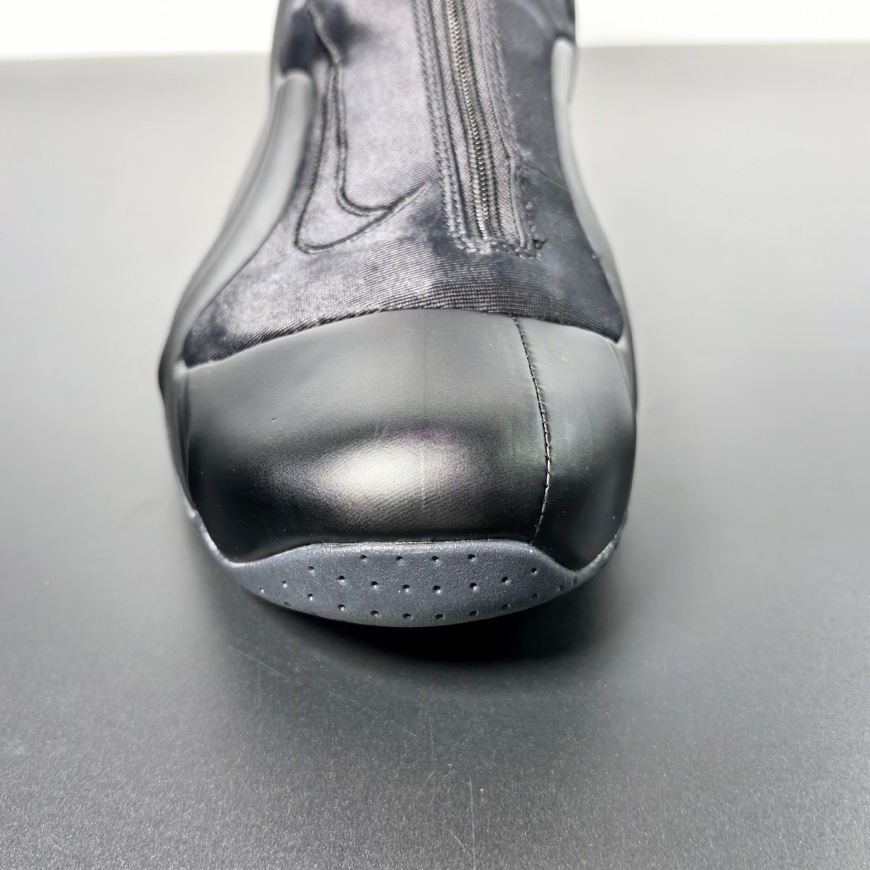 Nike Air Flightposite "Triple Black"