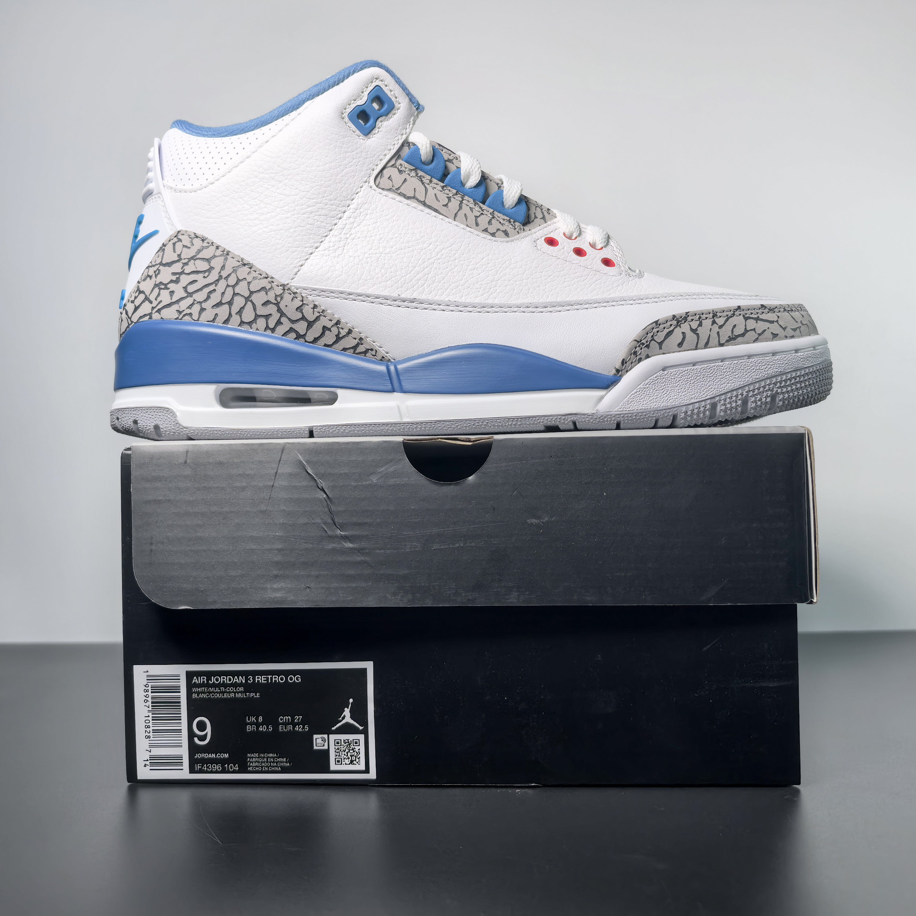 Air Jordan 3 Retro "True Blue"