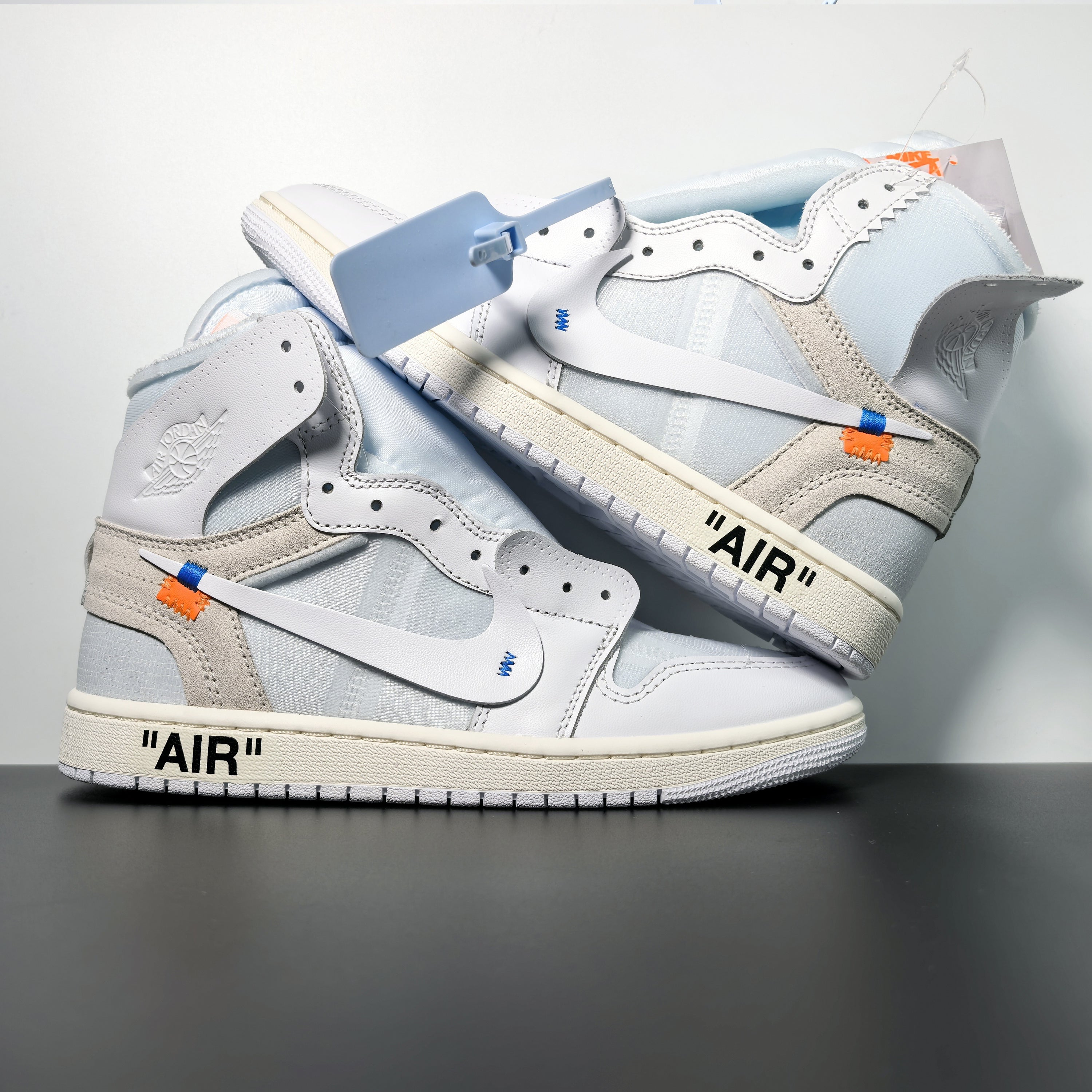 Off-White x Air Jordan 1 Retro High OG "Alaska"