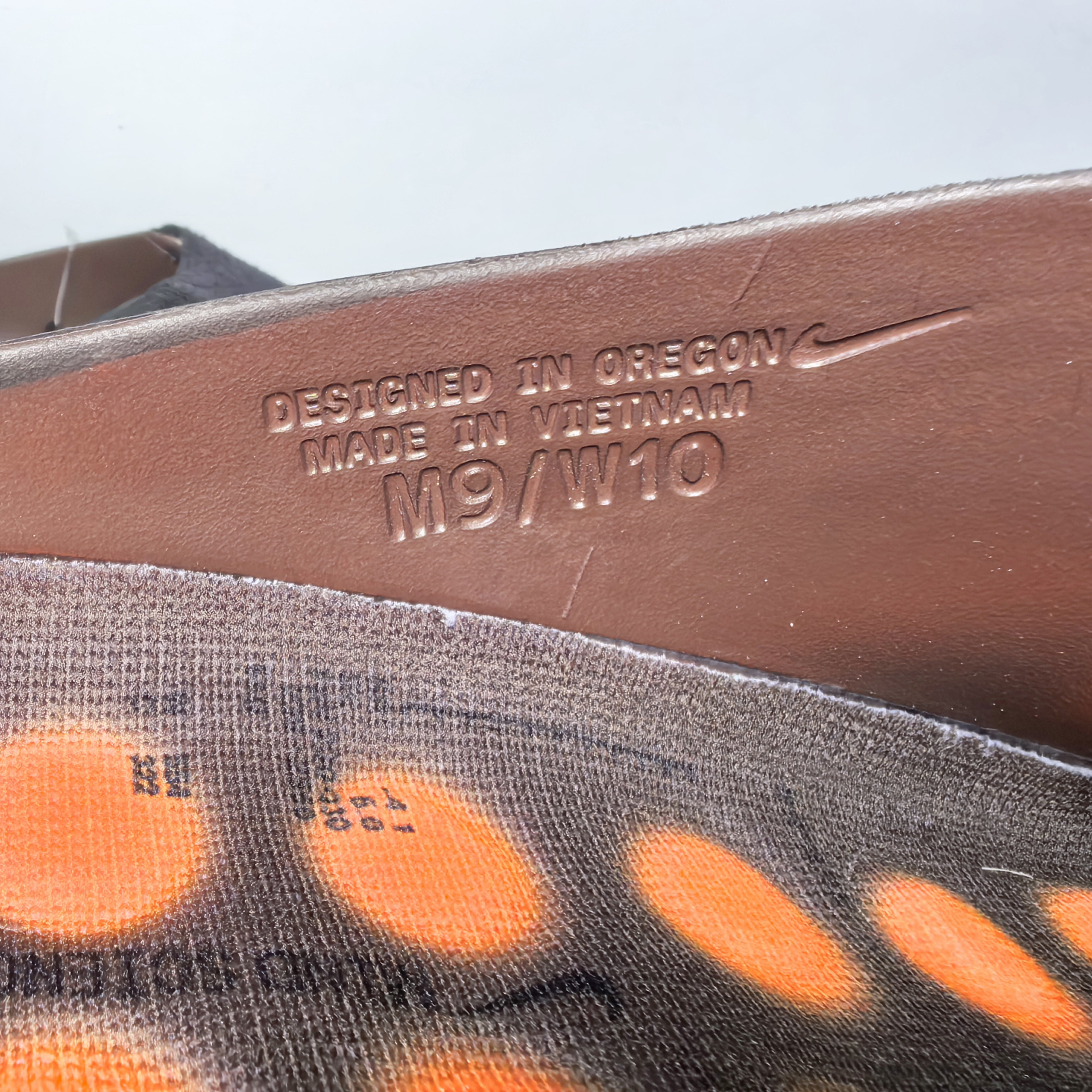 Nike Mind 001 Mules / Slide