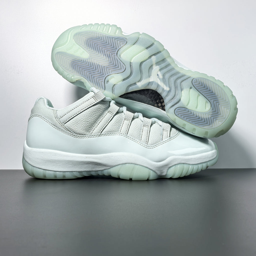 JAIDE x Air Jordan 11 Retro Low "Fiberglass"