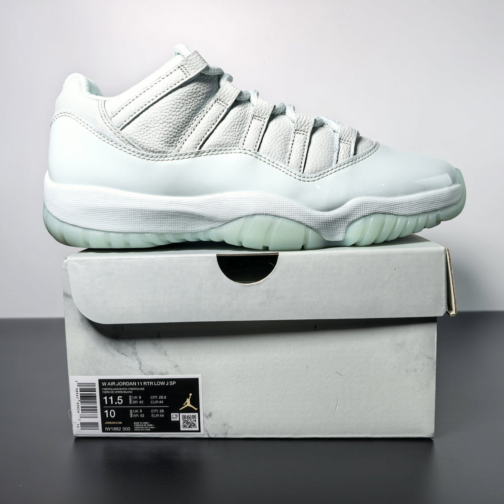 JAIDE x Air Jordan 11 Retro Low "Fiberglass"