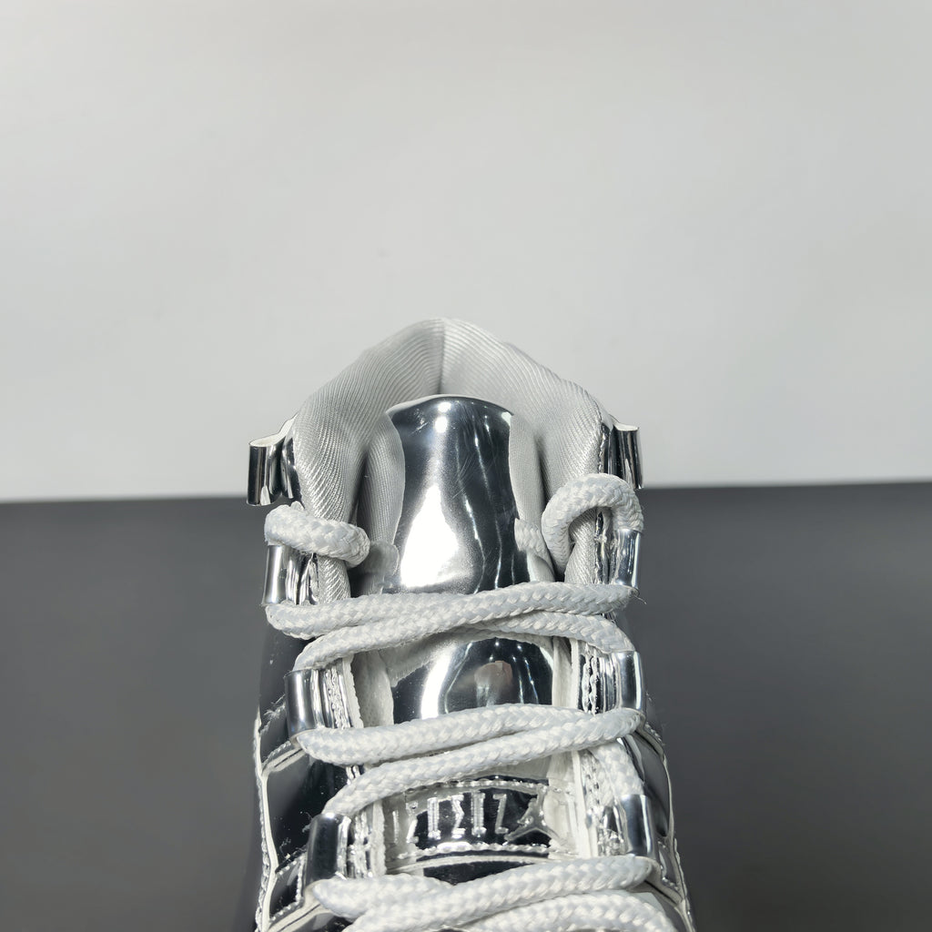 Air Jordan 11 "Silver Surfer"