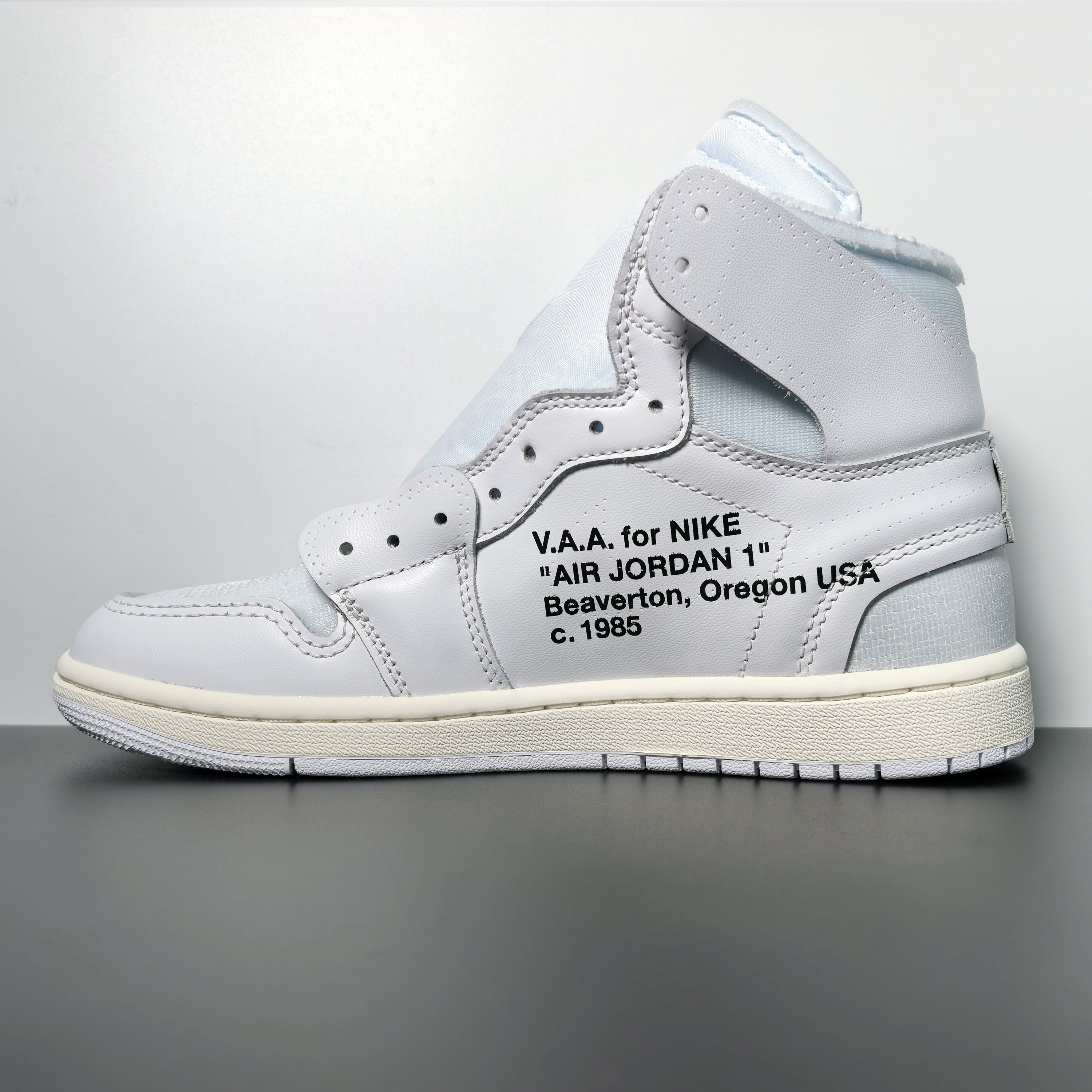 Off-White x Air Jordan 1 Retro High OG "Alaska"