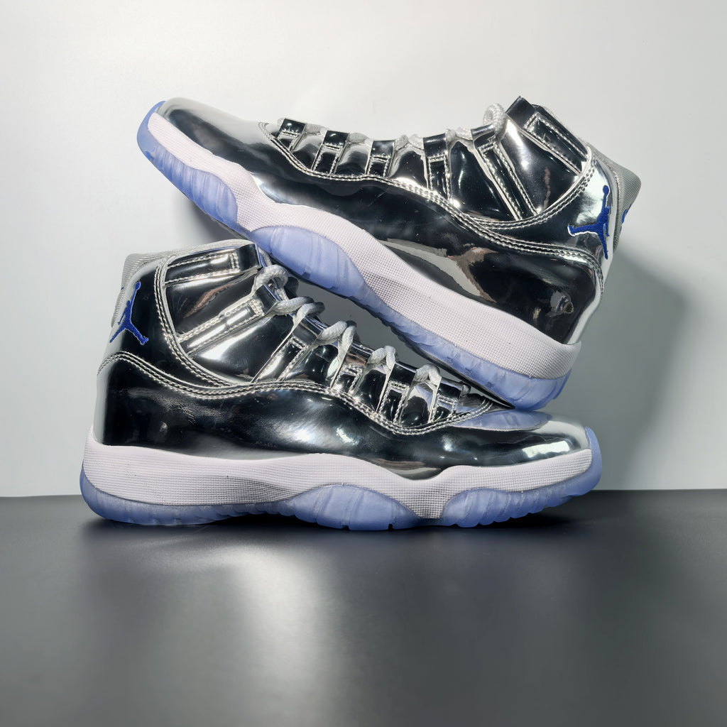 Air Jordan 11 "Silver Surfer"