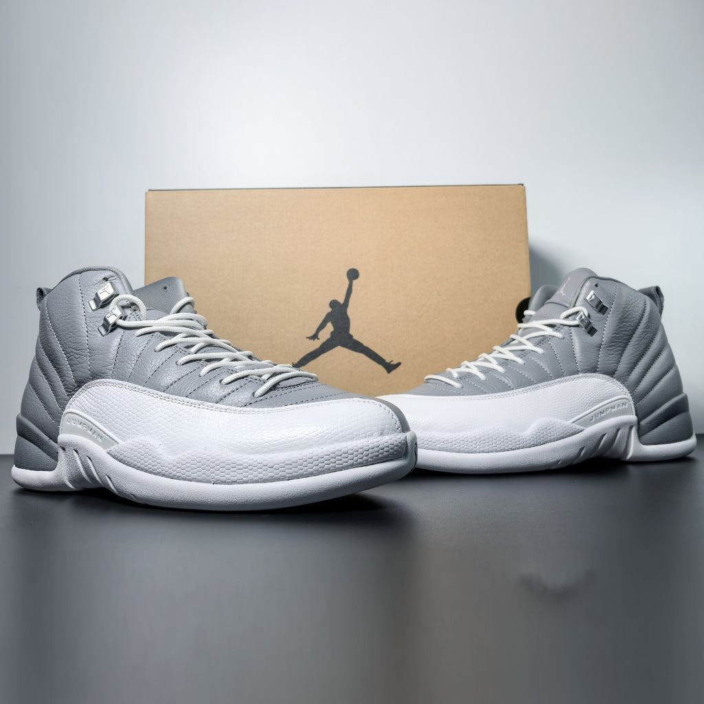 Air Jordan 12 Retro "Stealth"
