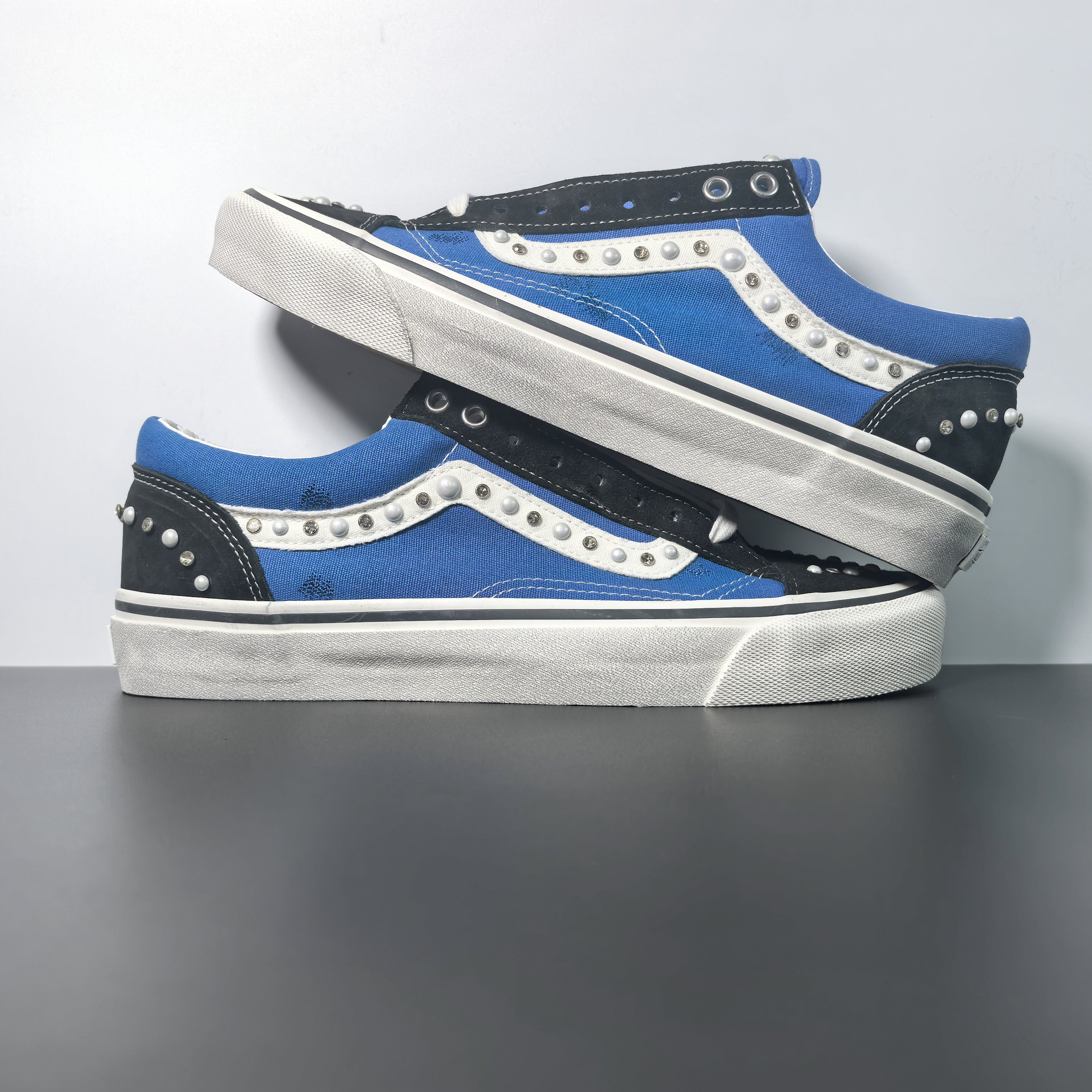 Vans LX Old Skool 36 Pearlized "Black/Navy"