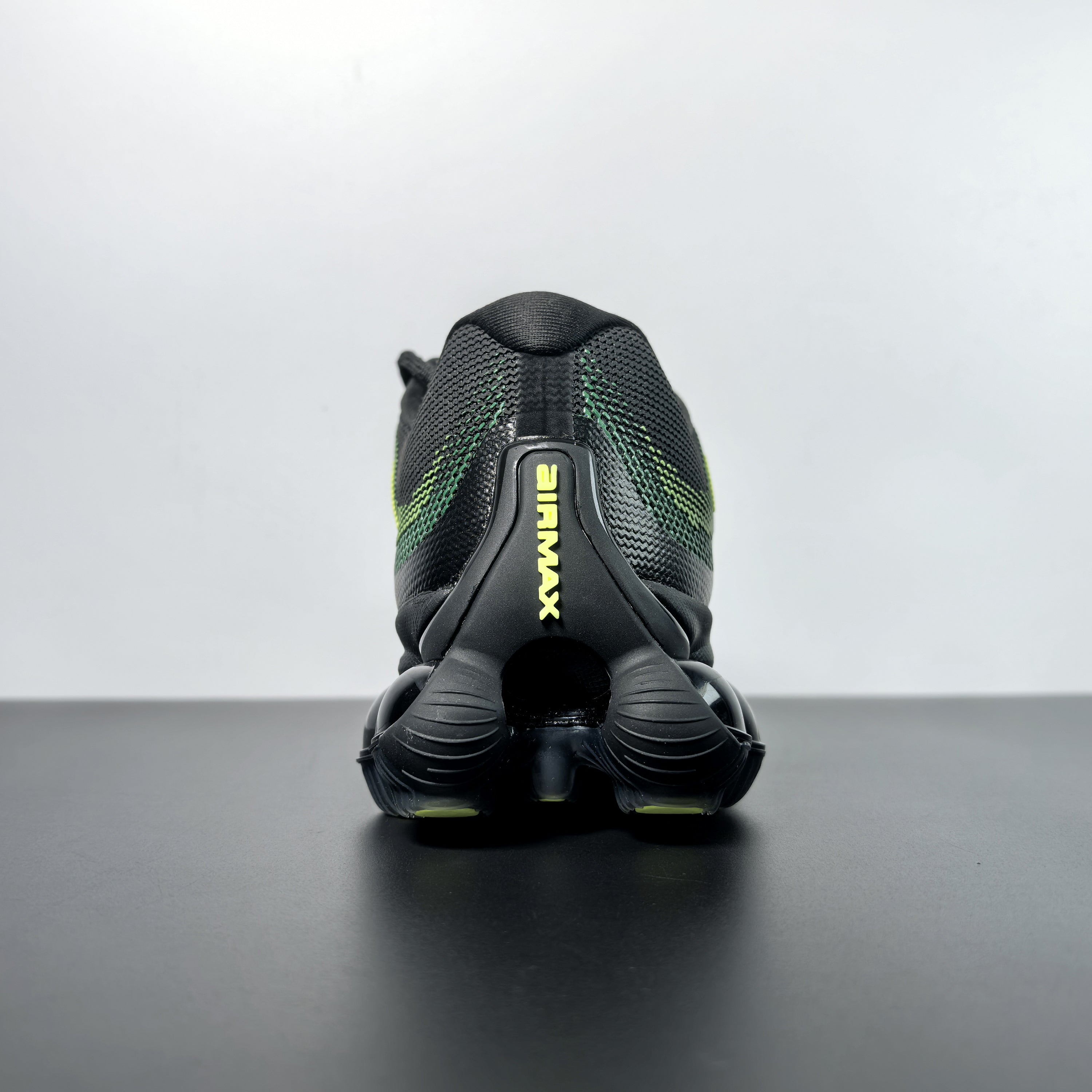 Nike Air Liquid Max
