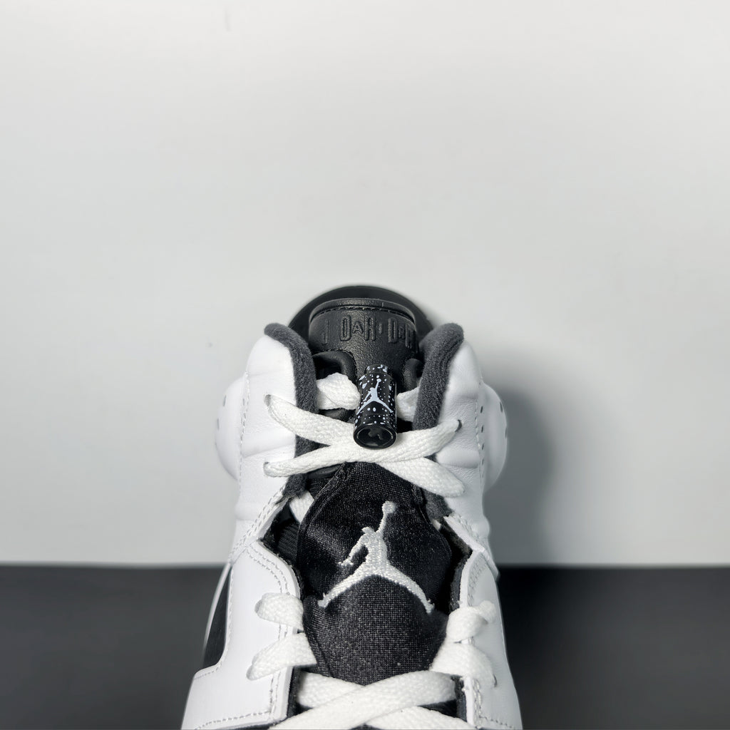 Air Jordan 6 Retro "Oreo"