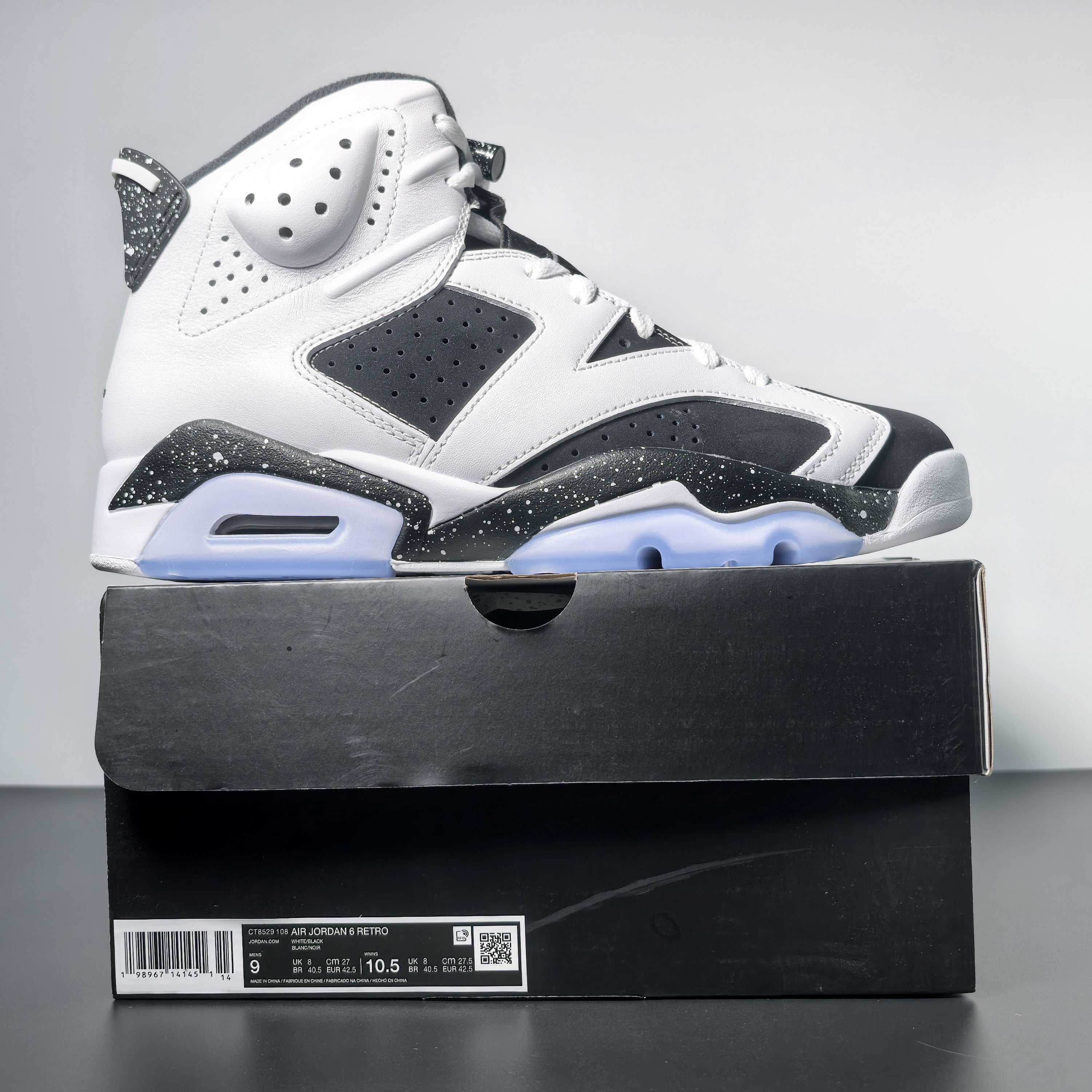 Air Jordan 6 Retro "Oreo"