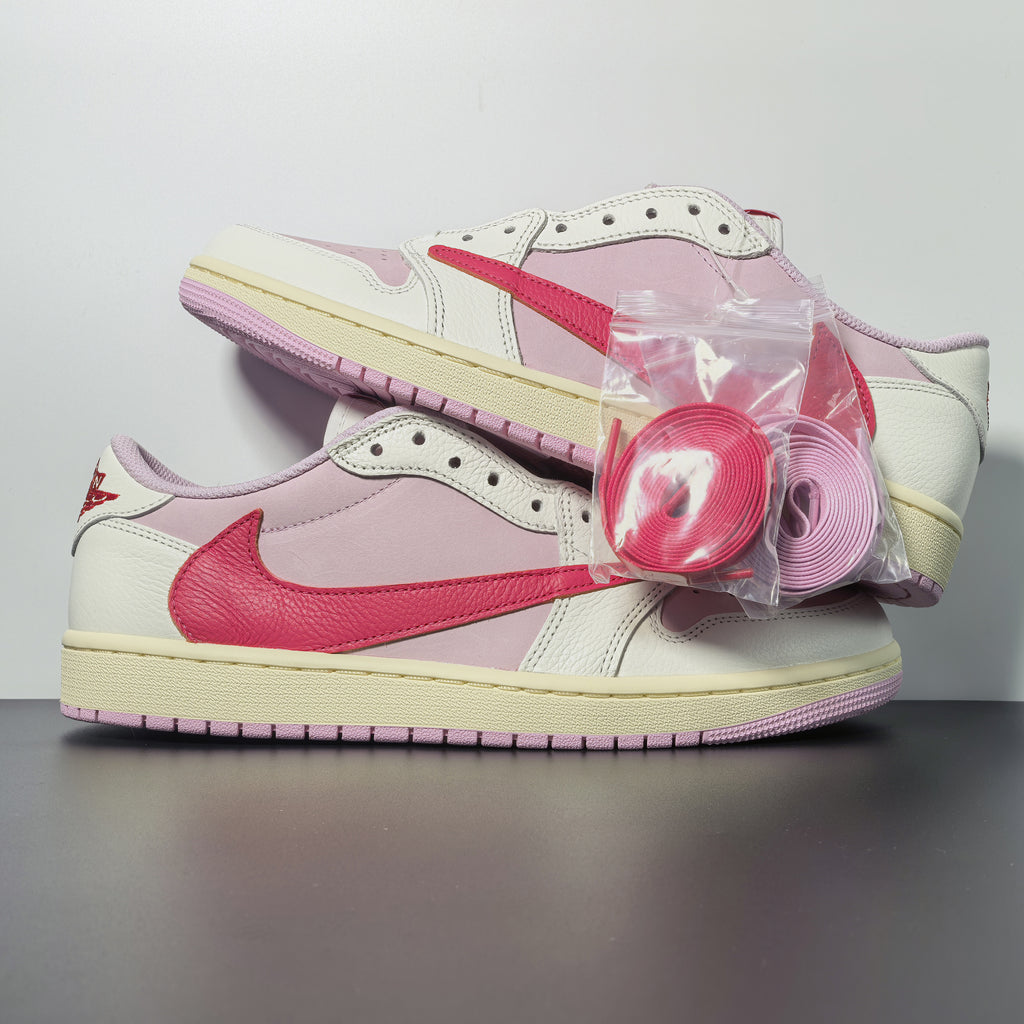 Travis Scott x Air Jordan 1 Low OG SP "Shy Pink"
