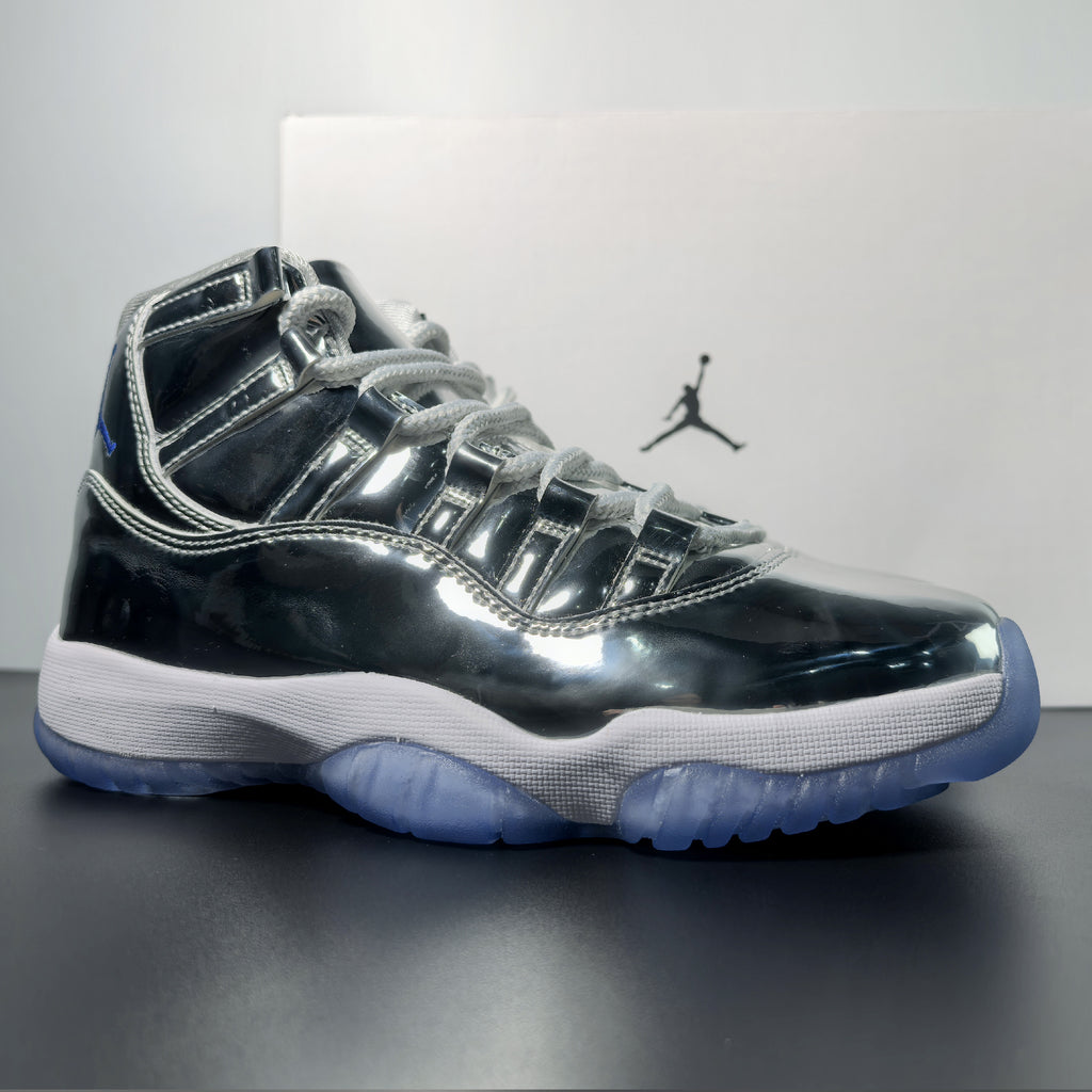 Air Jordan 11 "Silver Surfer"