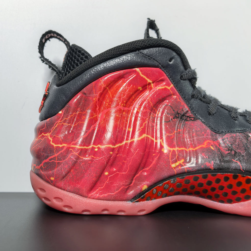 Stranger Things x Nike Air Foamposite One "Vecna"
